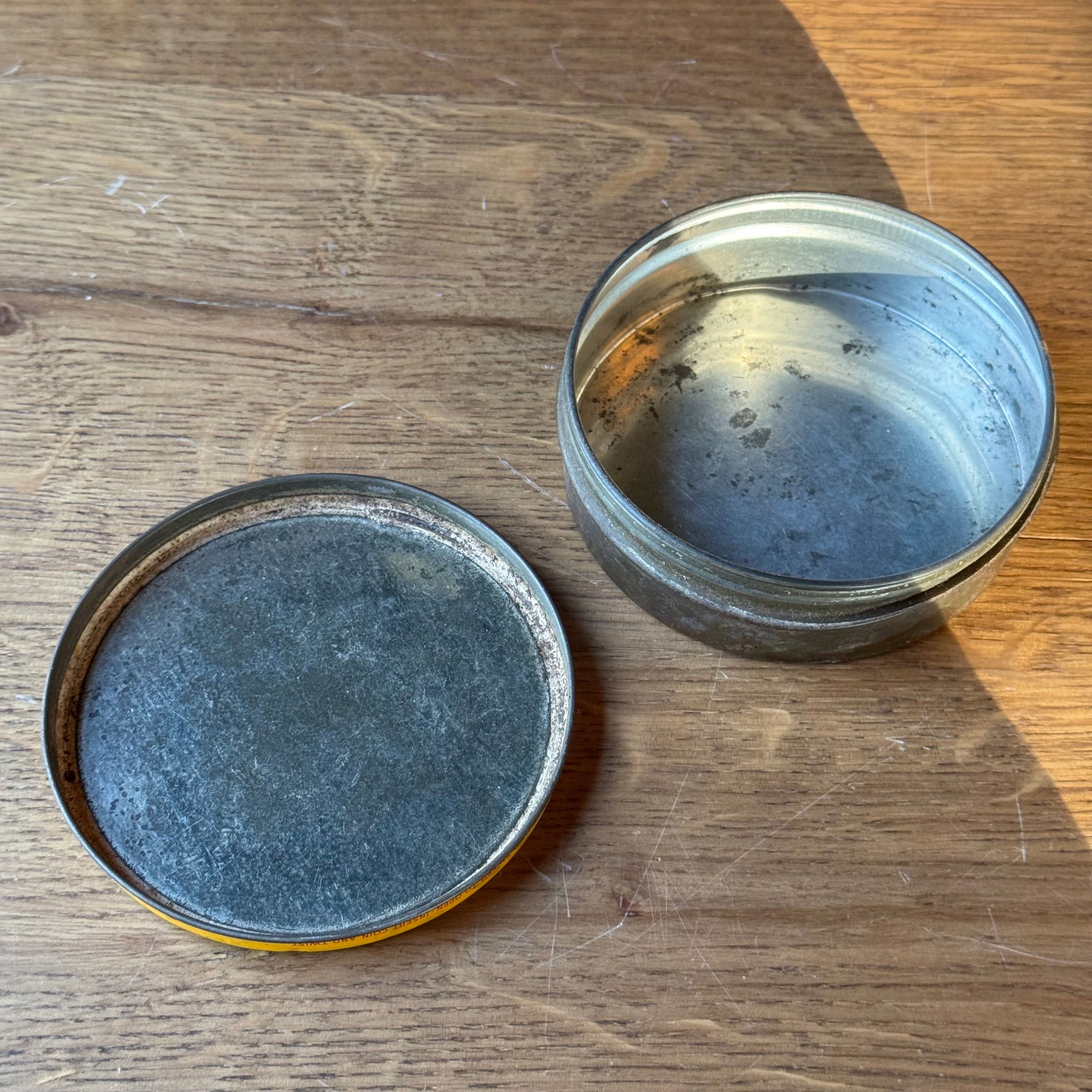 Vintage Murray’s Erinmore Tabaksblik – Ronde Gele Tin