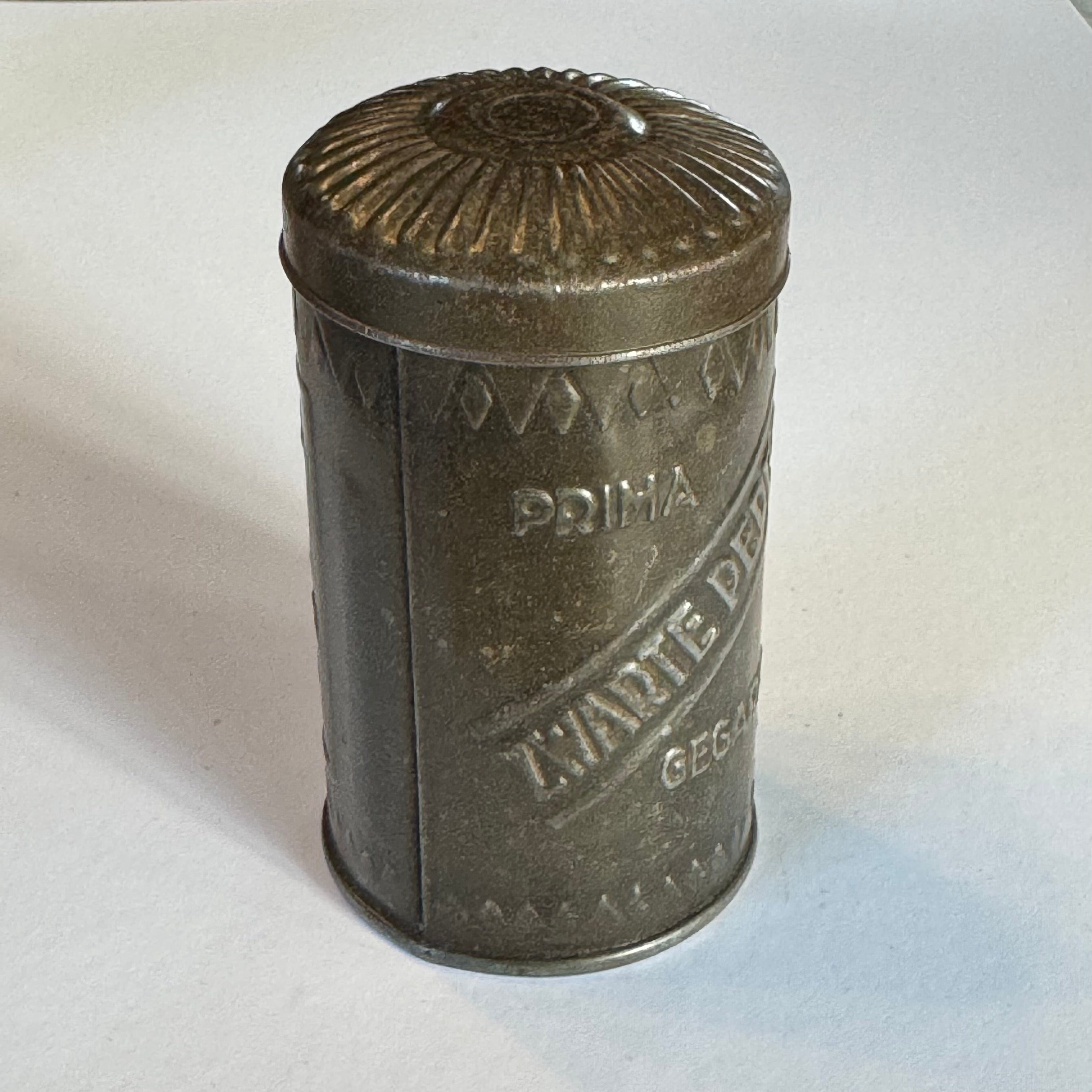 Antique pepper tin – “Black Pepper” Excellent quality, Amsterdam-Batavia