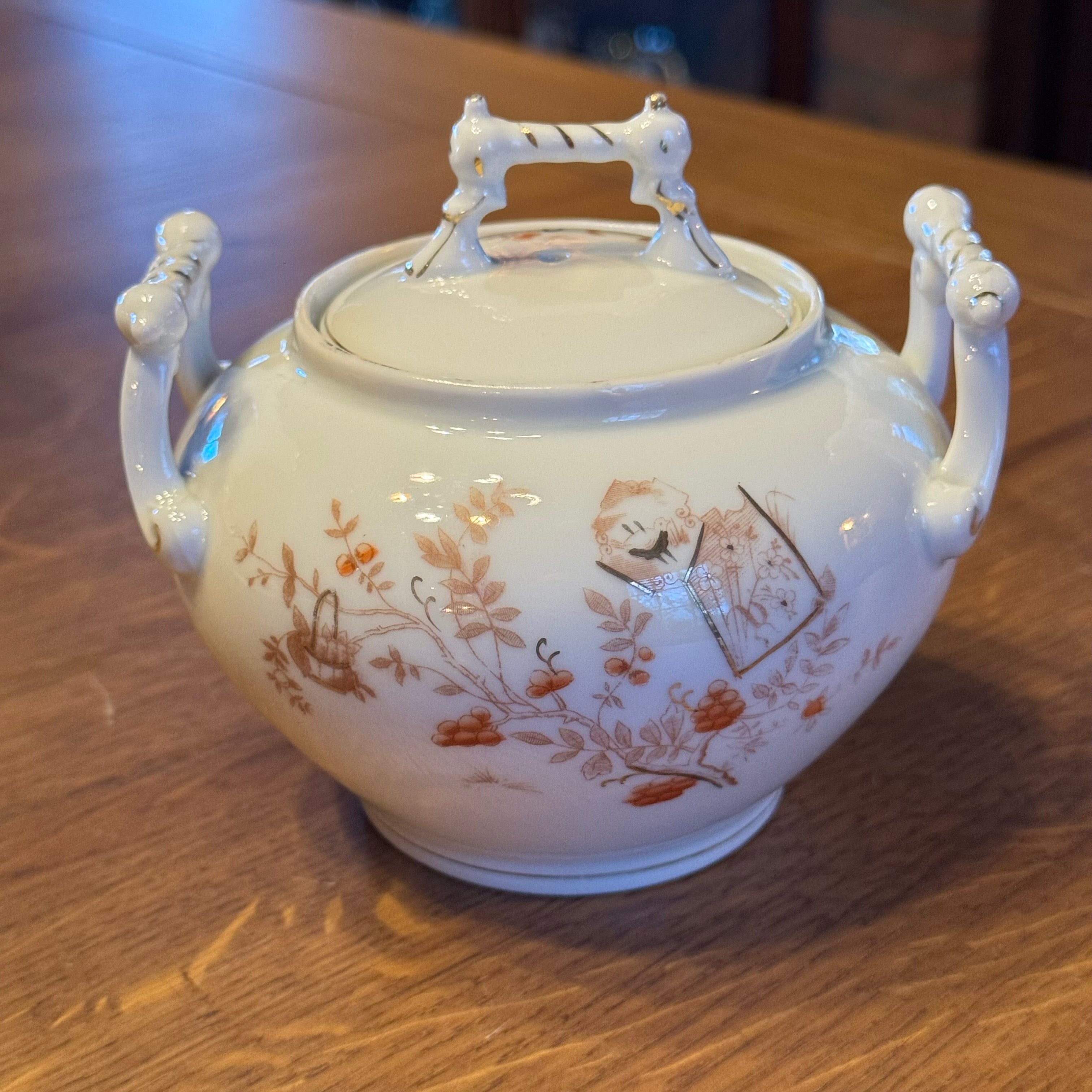 Antiek 4-delig porseleinen theeservies met roodbruine Japanse motieven – ca. 1900–1930