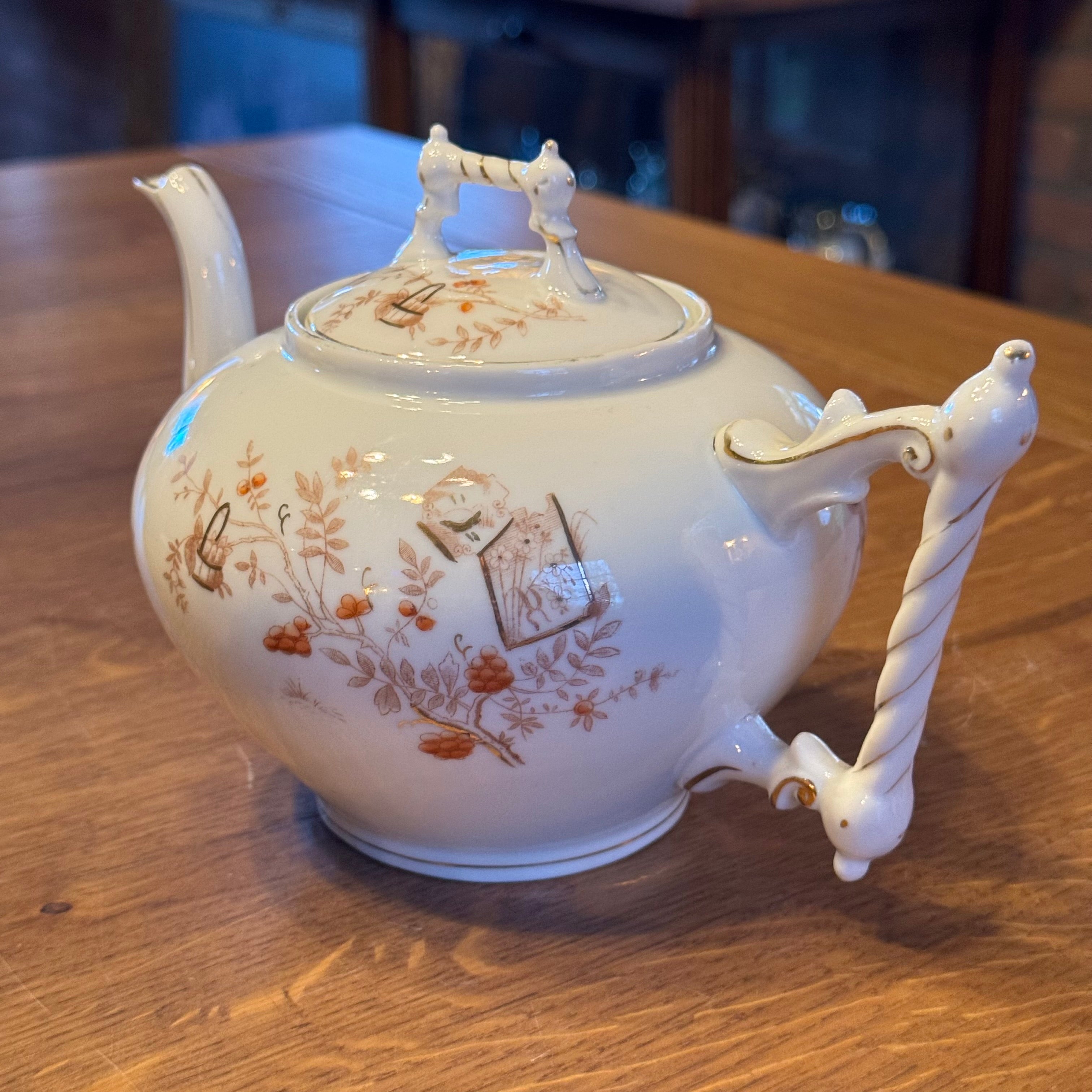 Antiek 4-delig porseleinen theeservies met roodbruine Japanse motieven – ca. 1900–1930