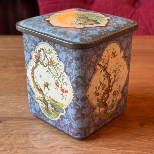 Vintage square storage tin with Asian botanical decoration – Container Made in Holland