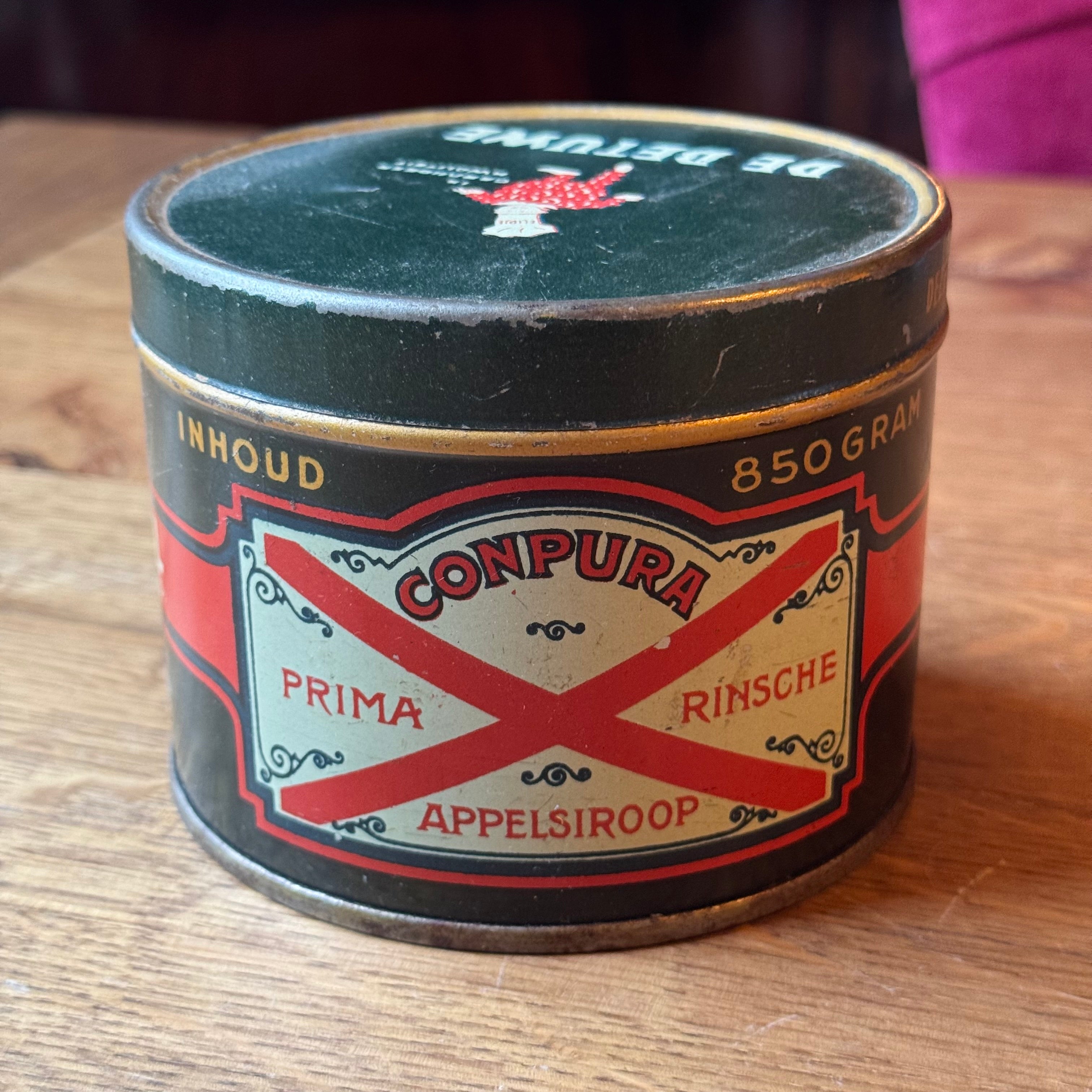 Vintage 'De Betuwe' Tin - Flipje Tiel - Conpura Apple Syrup (1950s)