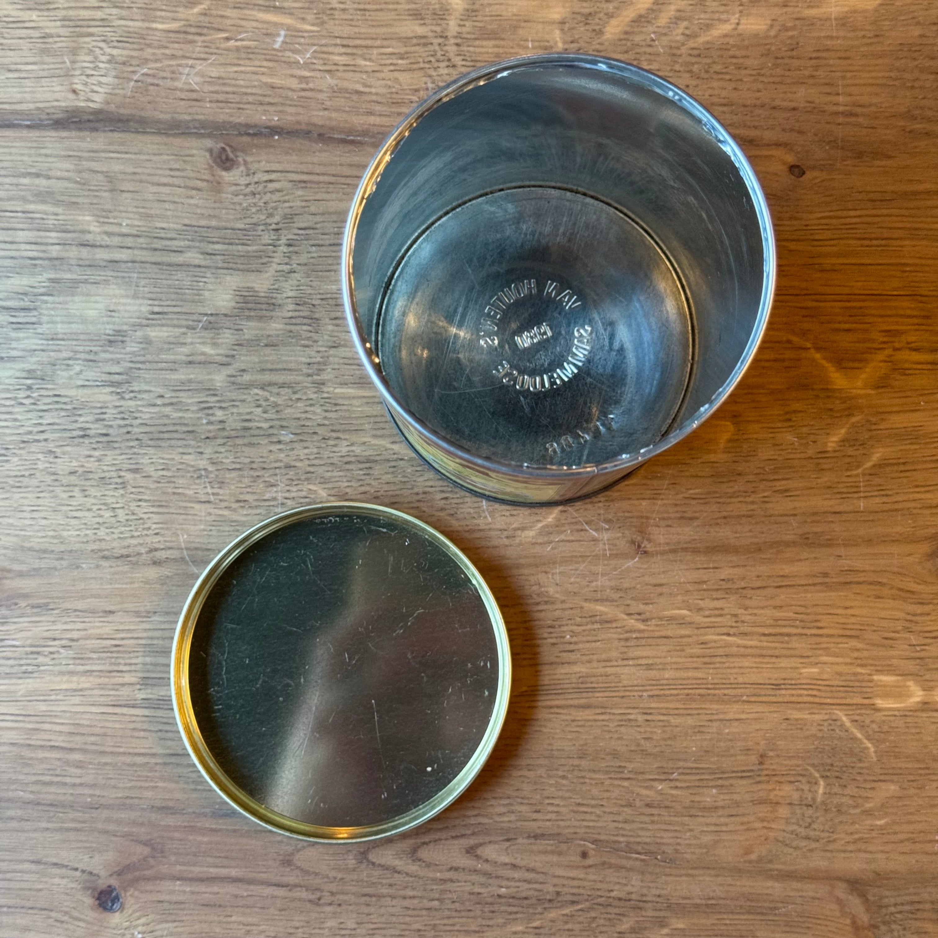 Van Houten cocoa tin – lithographic advertising tin, ca. 1980