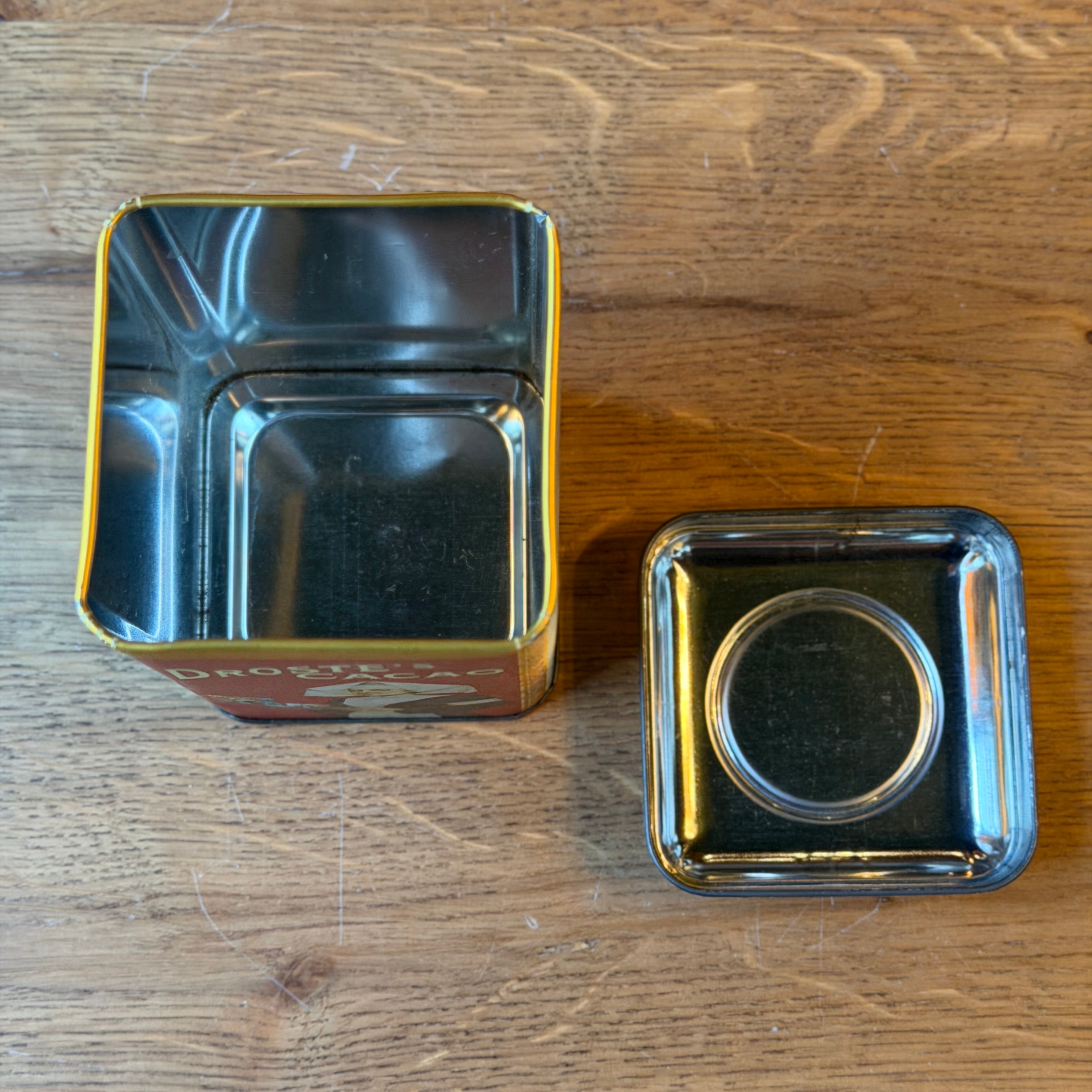 Antiek Droste’s Cocoa Blik met Opbollende Deksel en Cirkel – Exportuitvoering