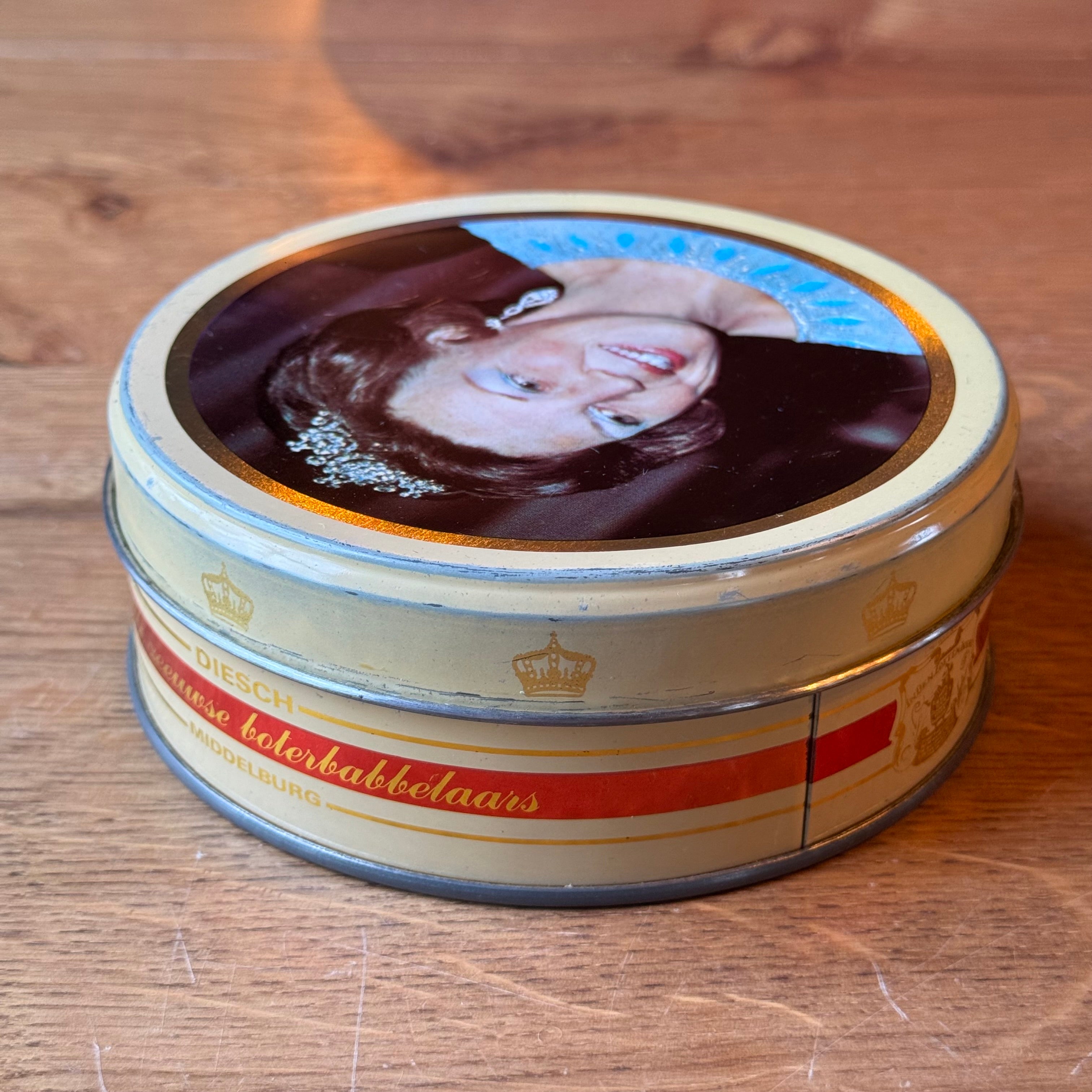 Commemorative tin 'Coronation of Queen Beatrix 1980' – Diesch Middelburg