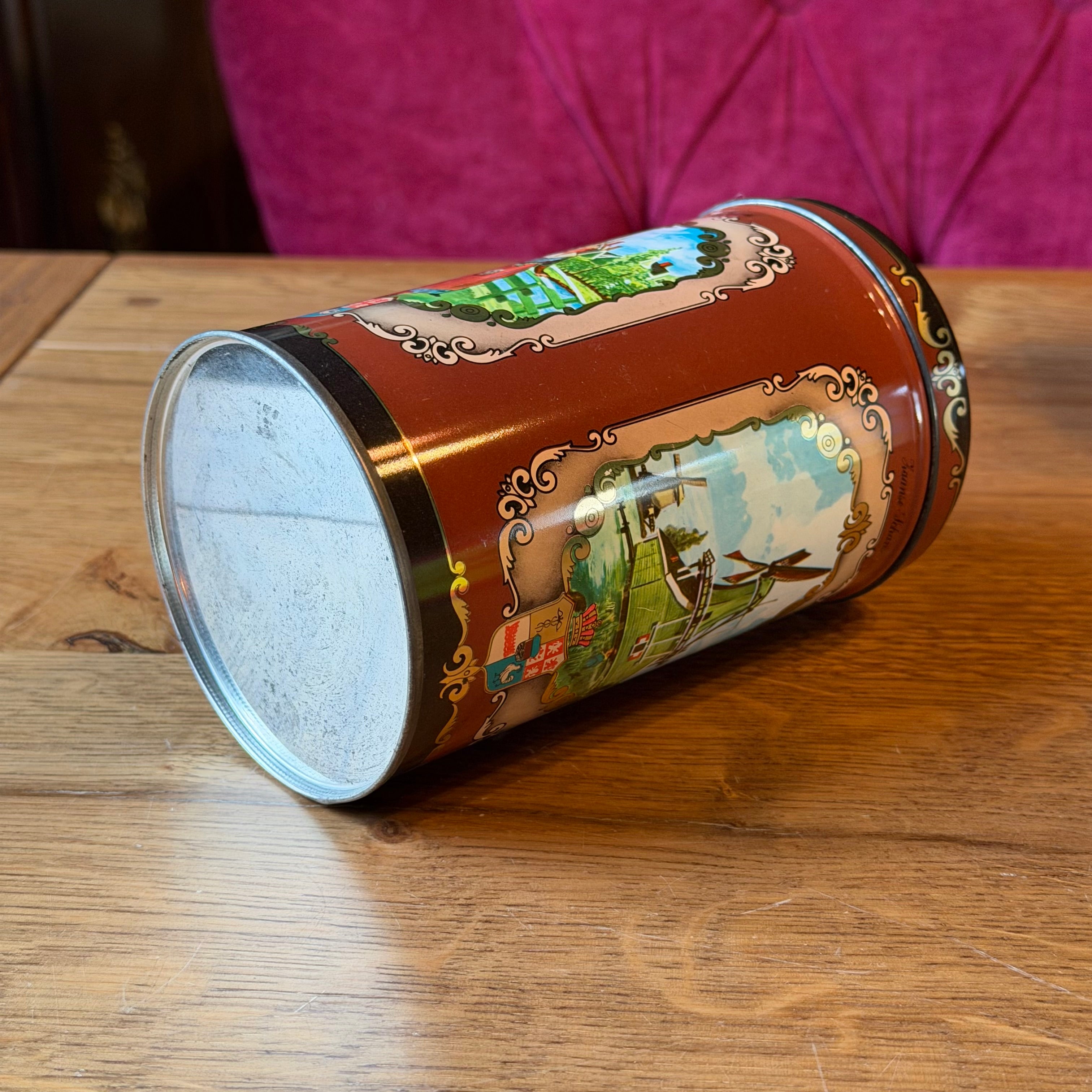 Albert Heijn cookie tin Real Zaansche Cookies with Zaan scenes