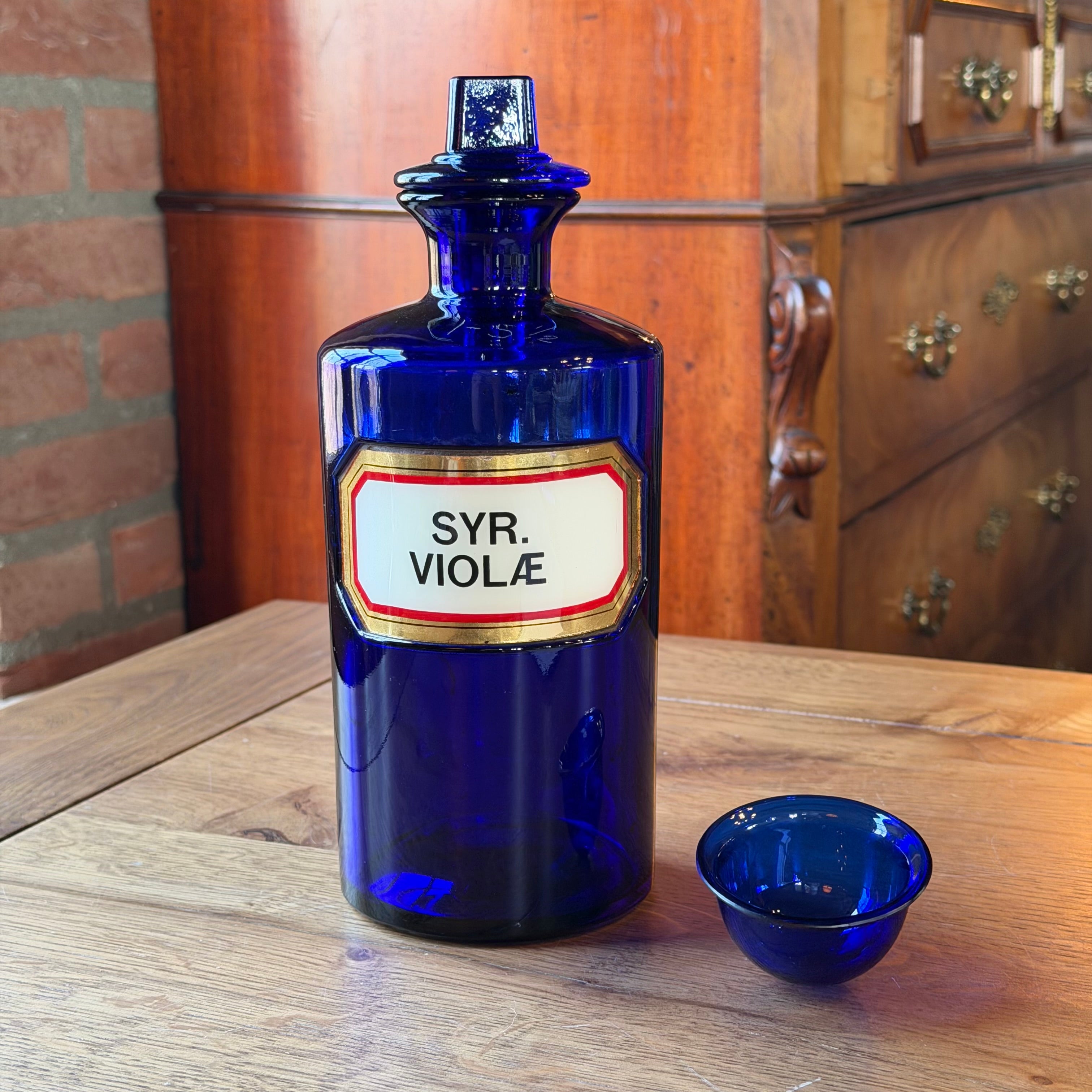 Antike Apothekerflasche SYR. VIOLAE – kobaltblaues Glas (24 cm)