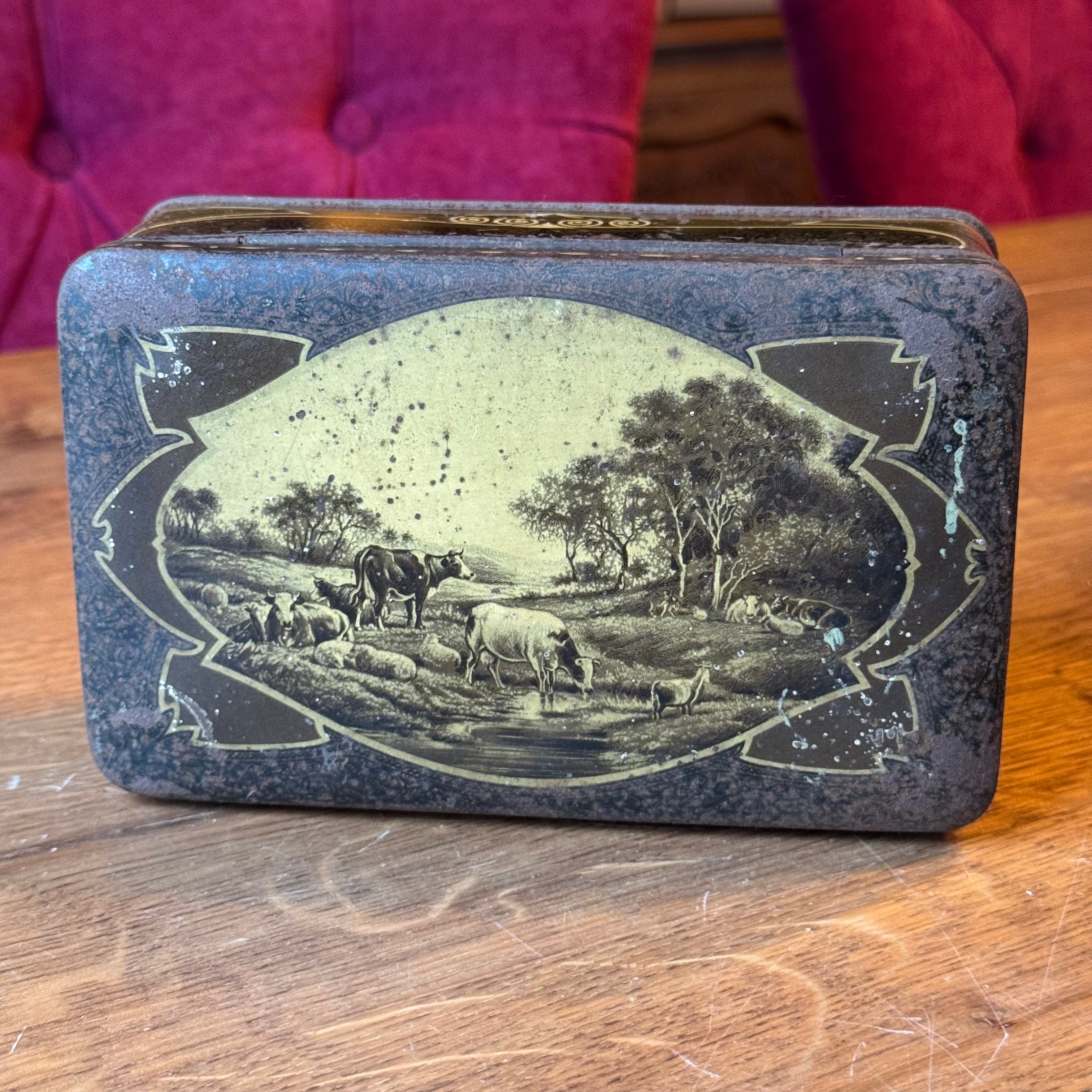 Antike Jamin-Dose mit ländlichem Motiv – rechteckige Keksdose