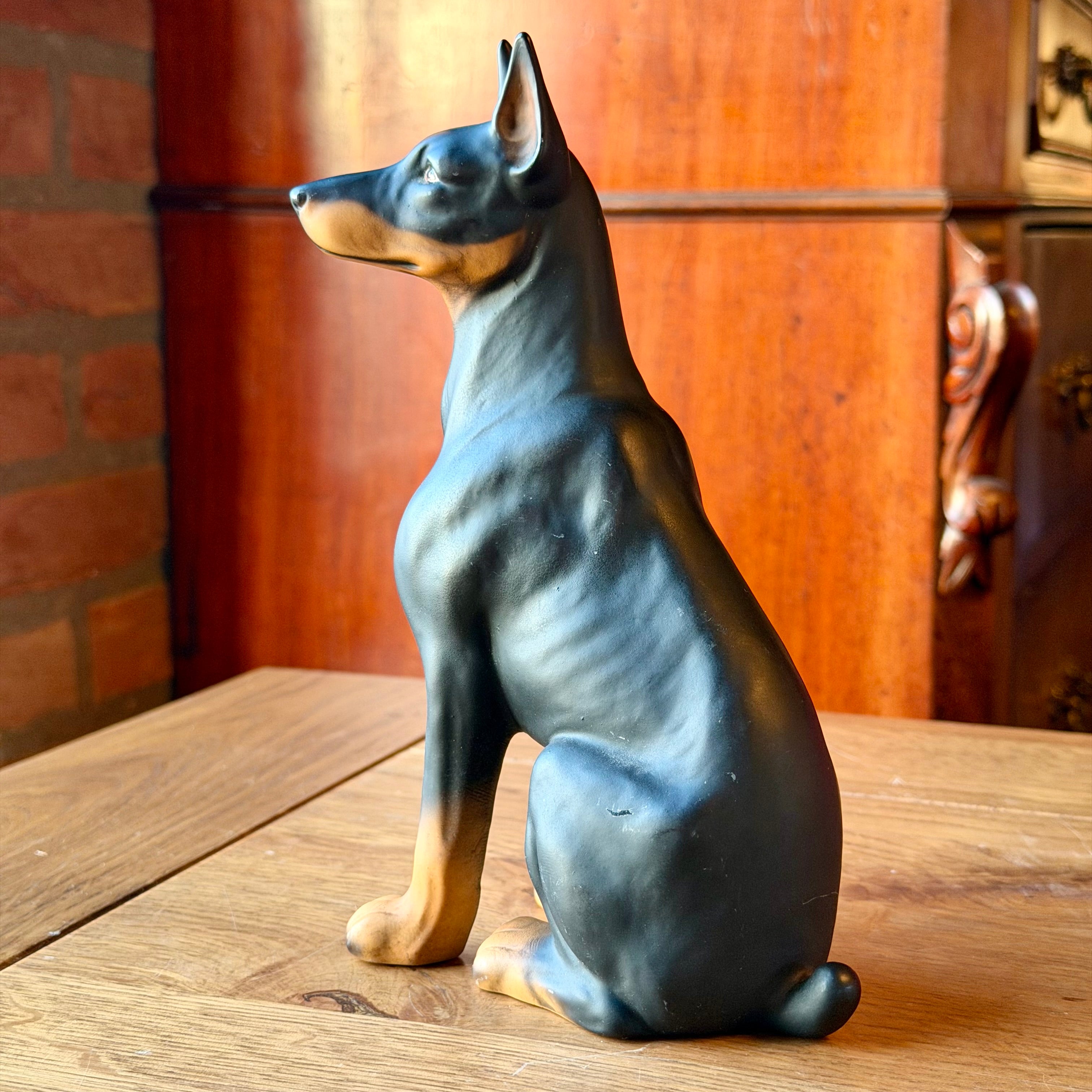 Vintage Royal Präsent Dobermann Pinscher – Handbeschilderd Duits Porselein – Model D261B