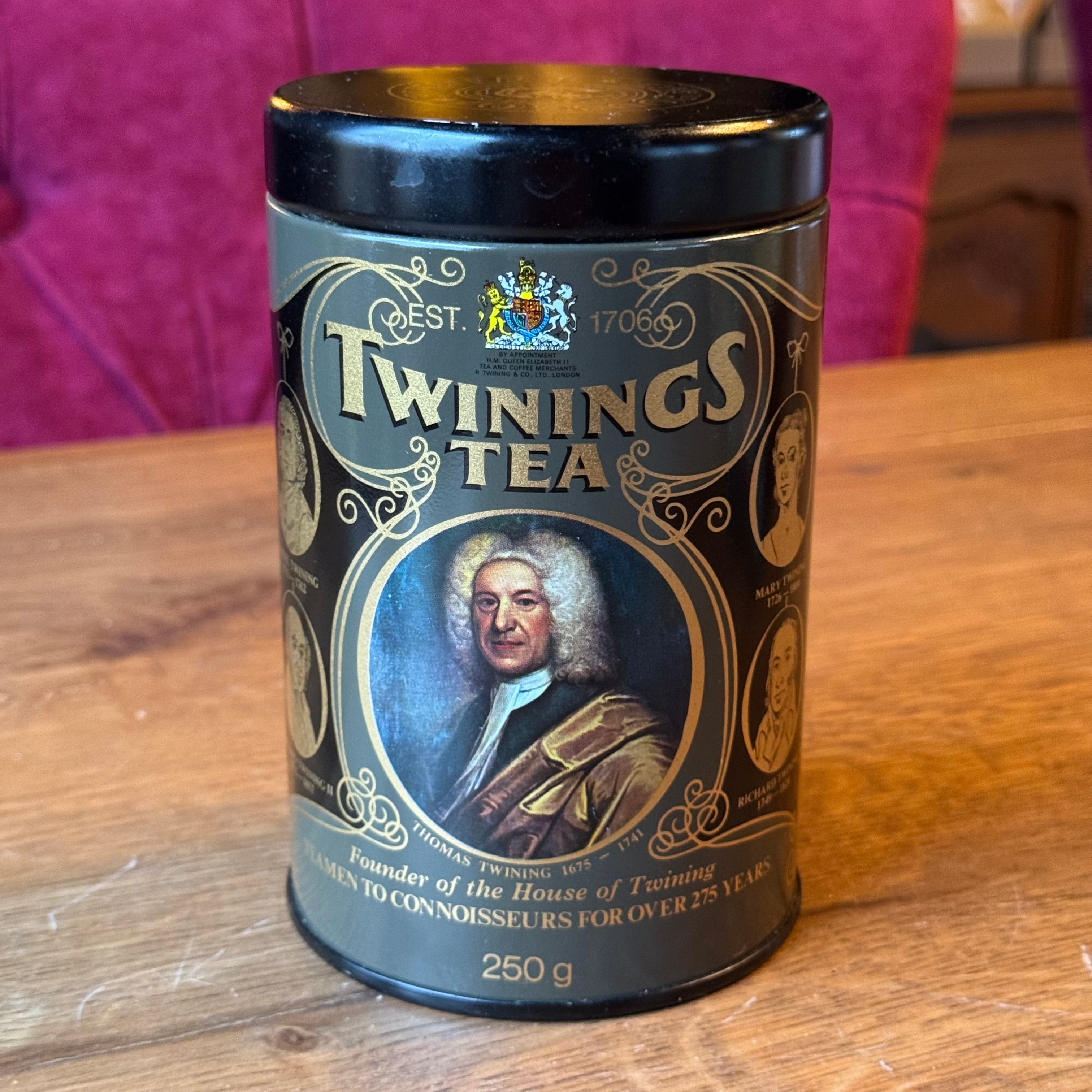 Twinings Teedose, rund, mit Porträtdekor – 250 g