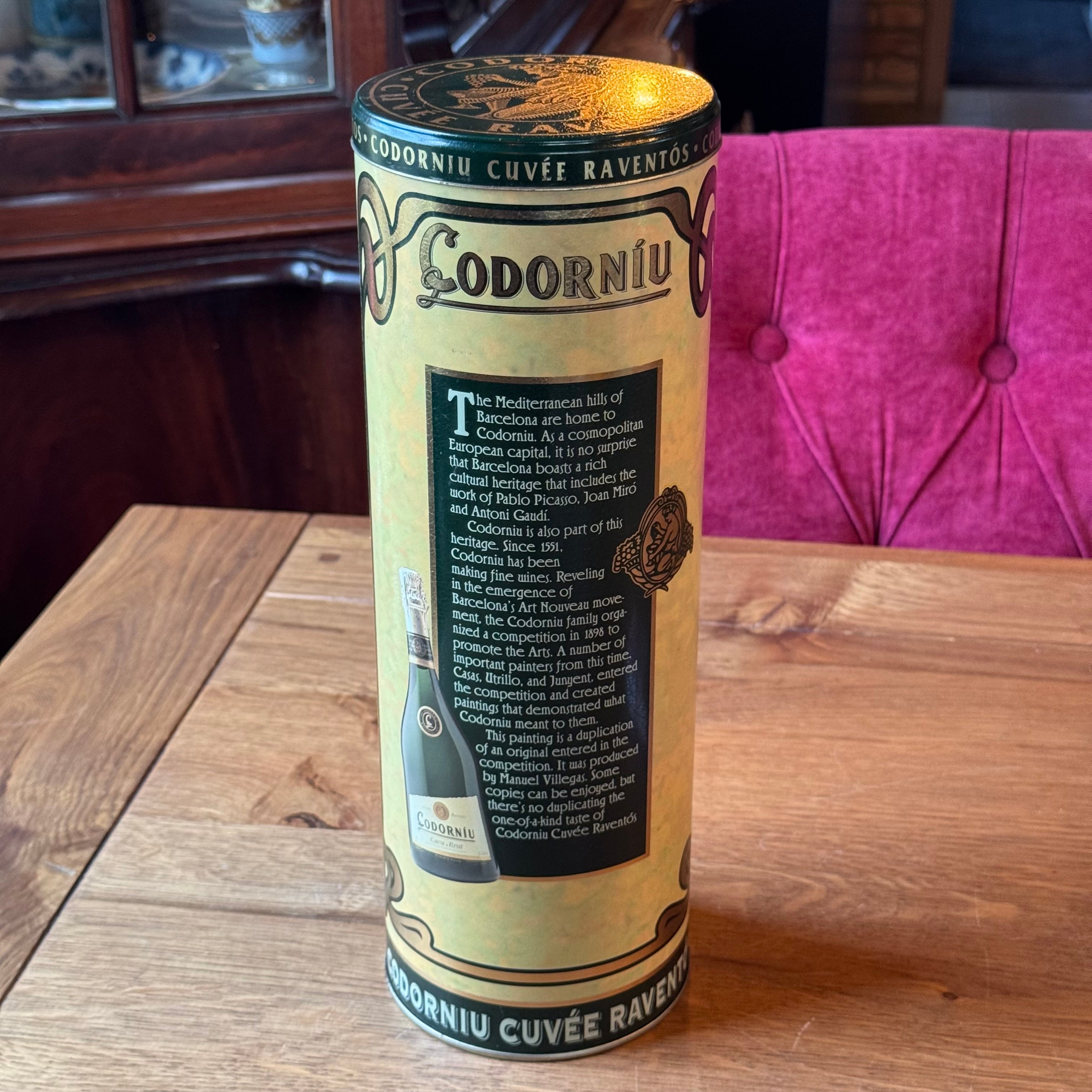 Vintage Codorníu Cuvée Raventós Gift Tin – Art Nouveau Style