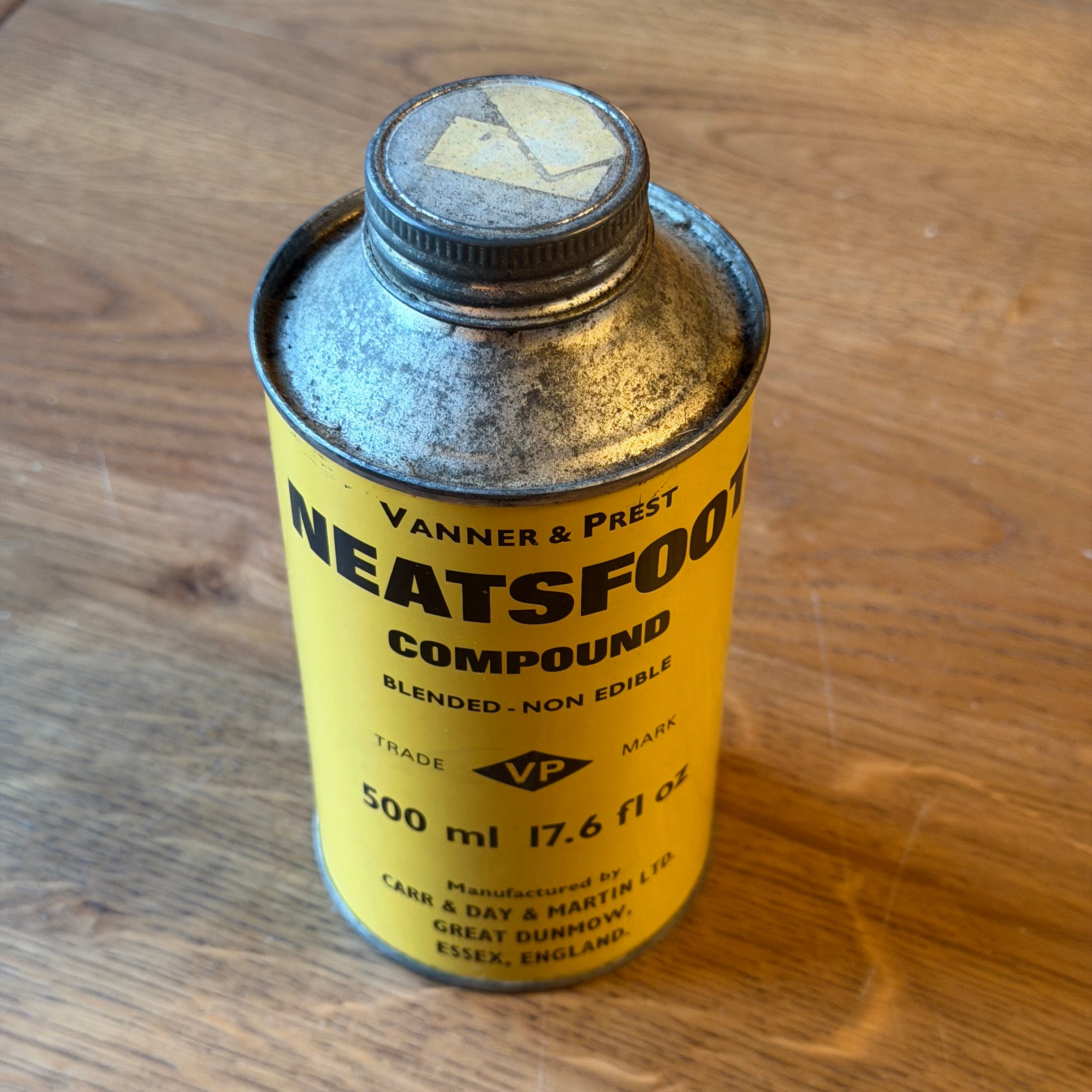Vintage Neatsfoot Oil Tin – Vanner & Prest – Industrial Yellow Oil Container (500 ml)