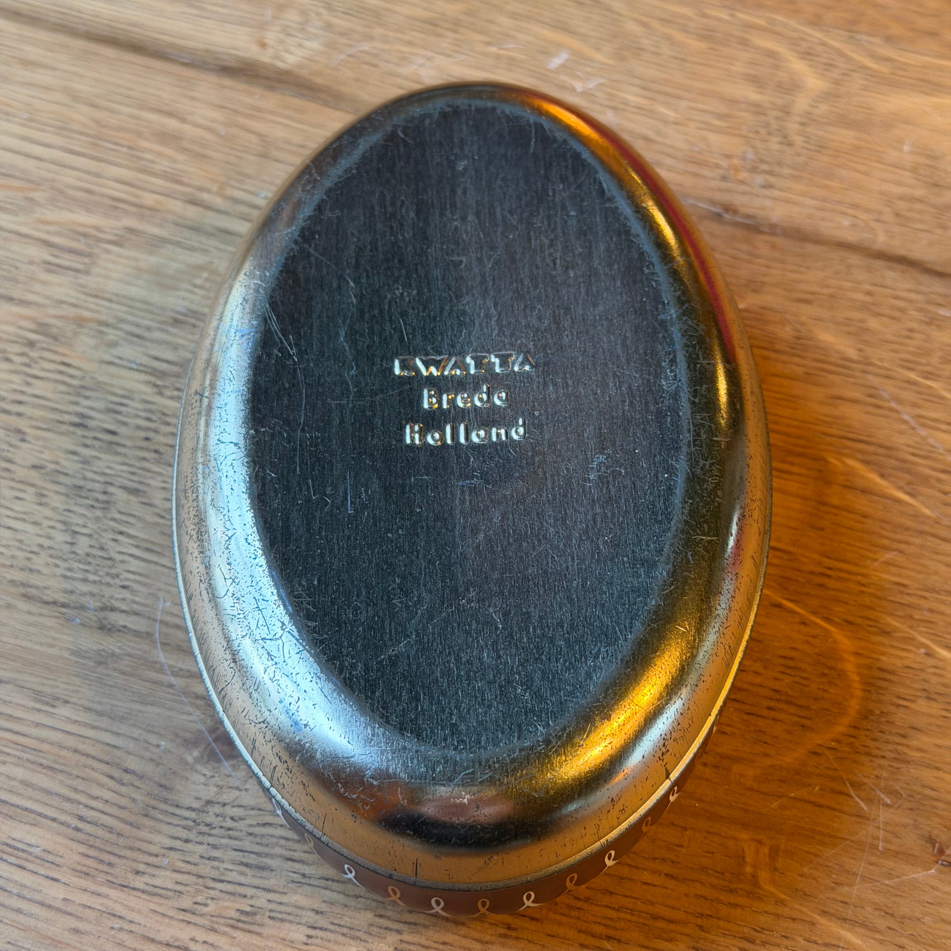 Vintage ovale Dose „Kwatta Ovalettes“ – K.Watta Breda (Niederlande)