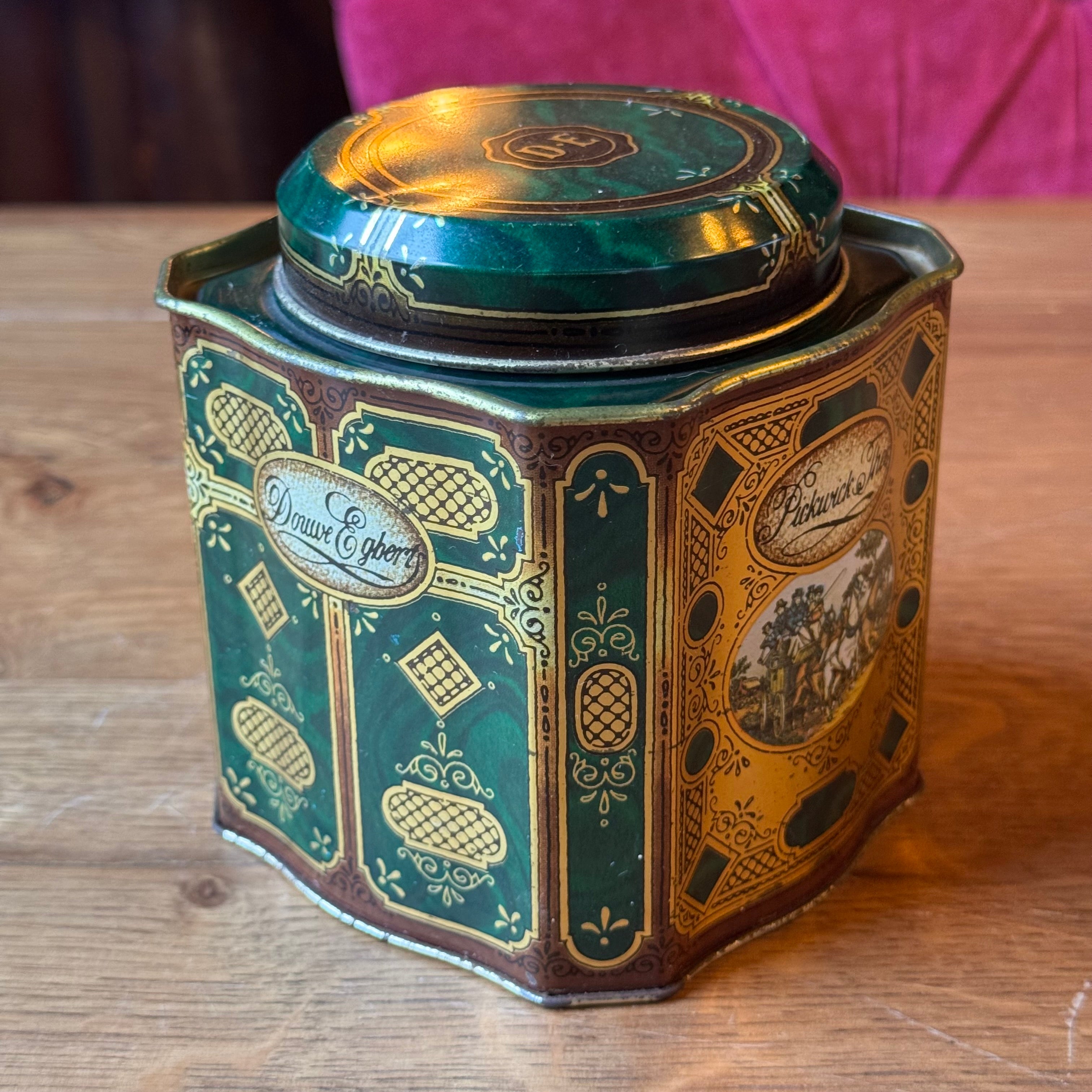 Vintage Douwe Egberts Pickwick Tea Tin – Green & Gold