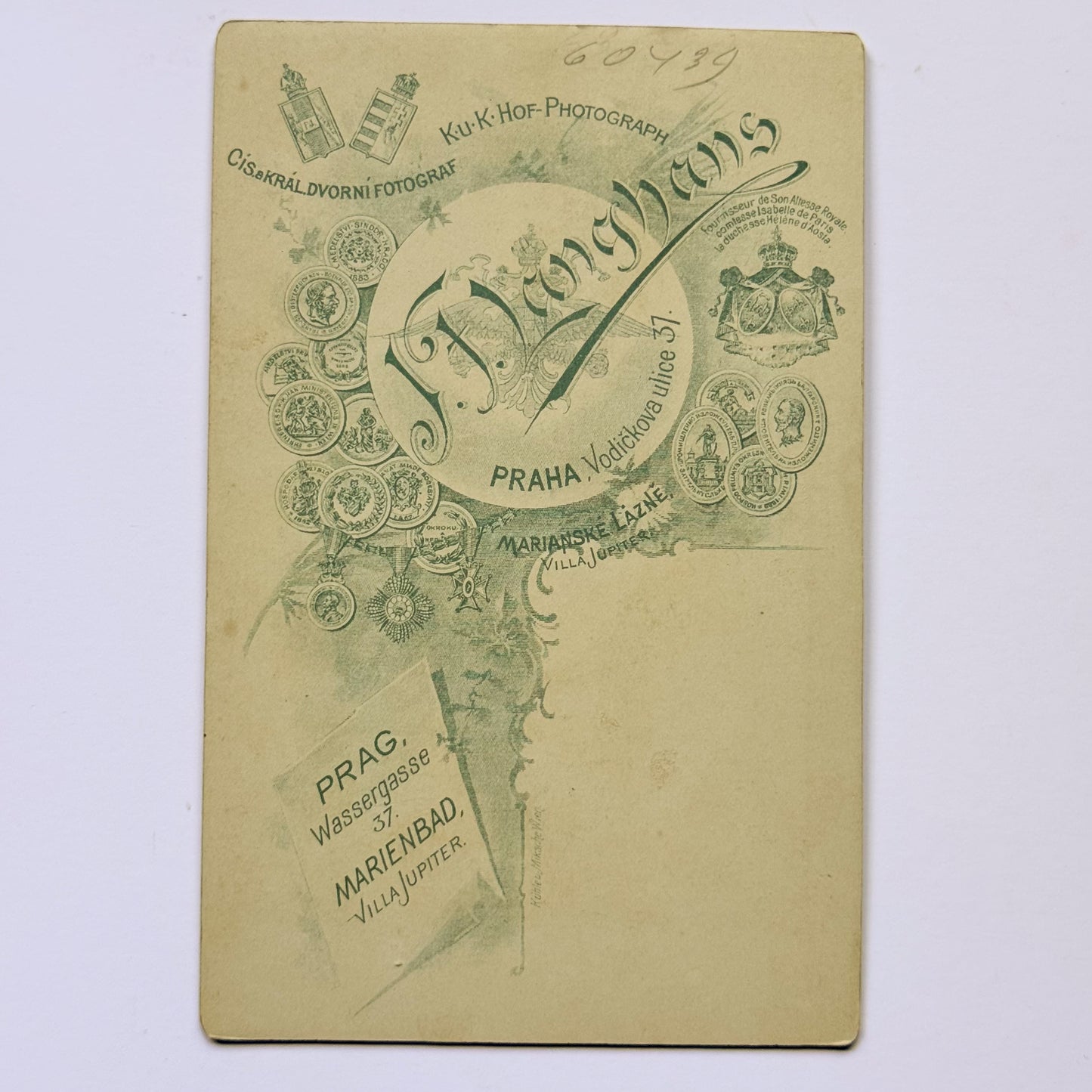 Porträt eines Mannes mit Schnurrbart - J. Langhans, Hoffotograf, Prag (ca. 1890)