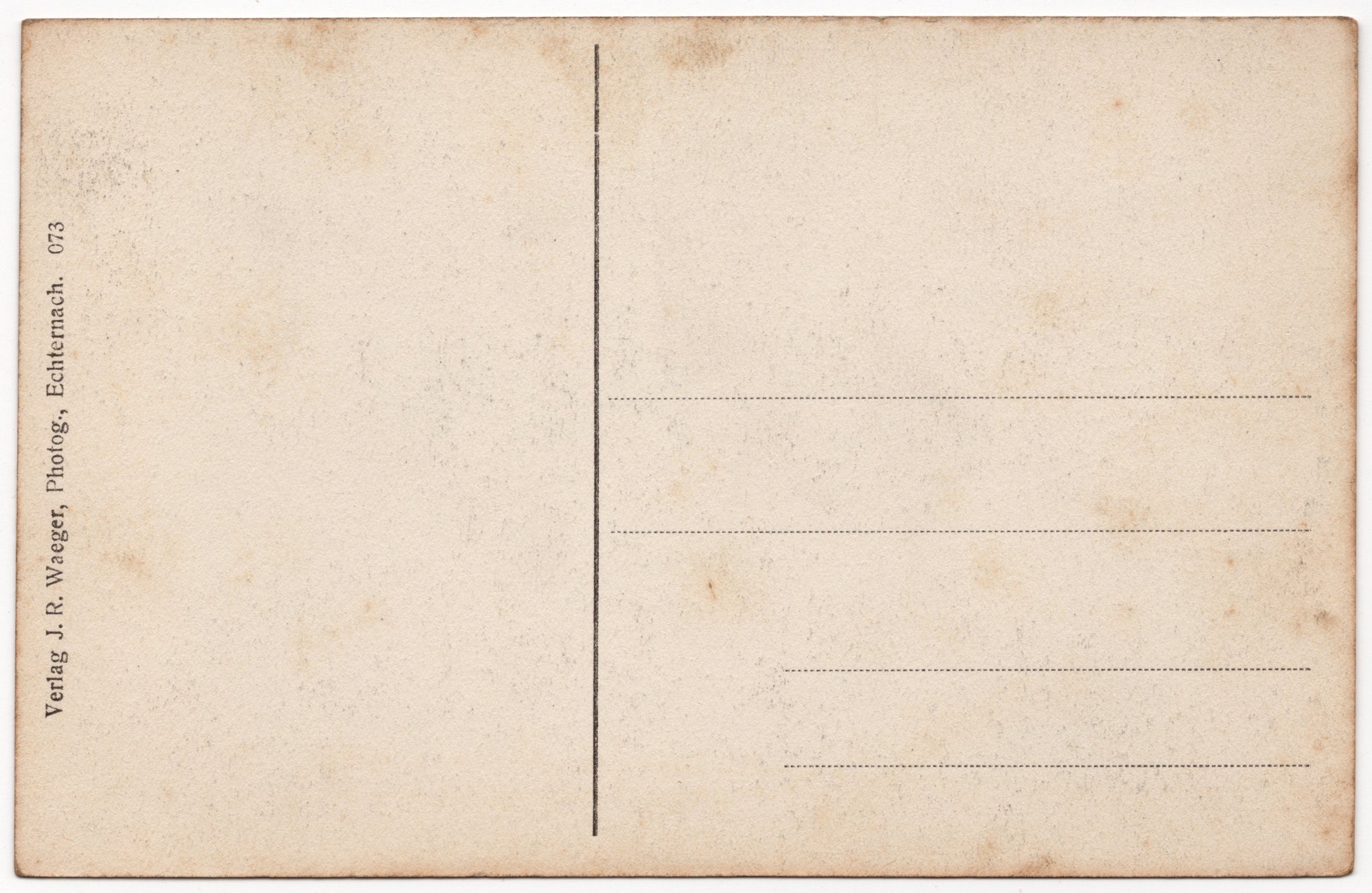 Achterzijde Zwart-wit ansichtkaart Perekop Aesbachthal Petite Suisse luxembourgeoise, zandsteengigant met wandelpad, uitgave Waeger Echternach circa 1910