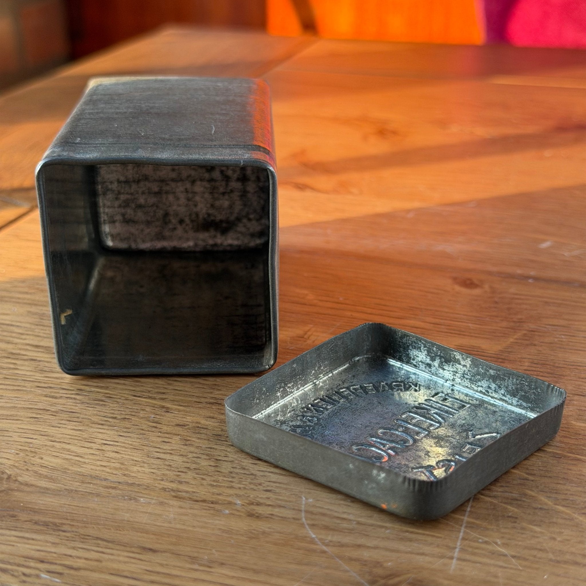 Antiek cacao blik – Kraepelien & Holm Eikel - Cacao Zeist