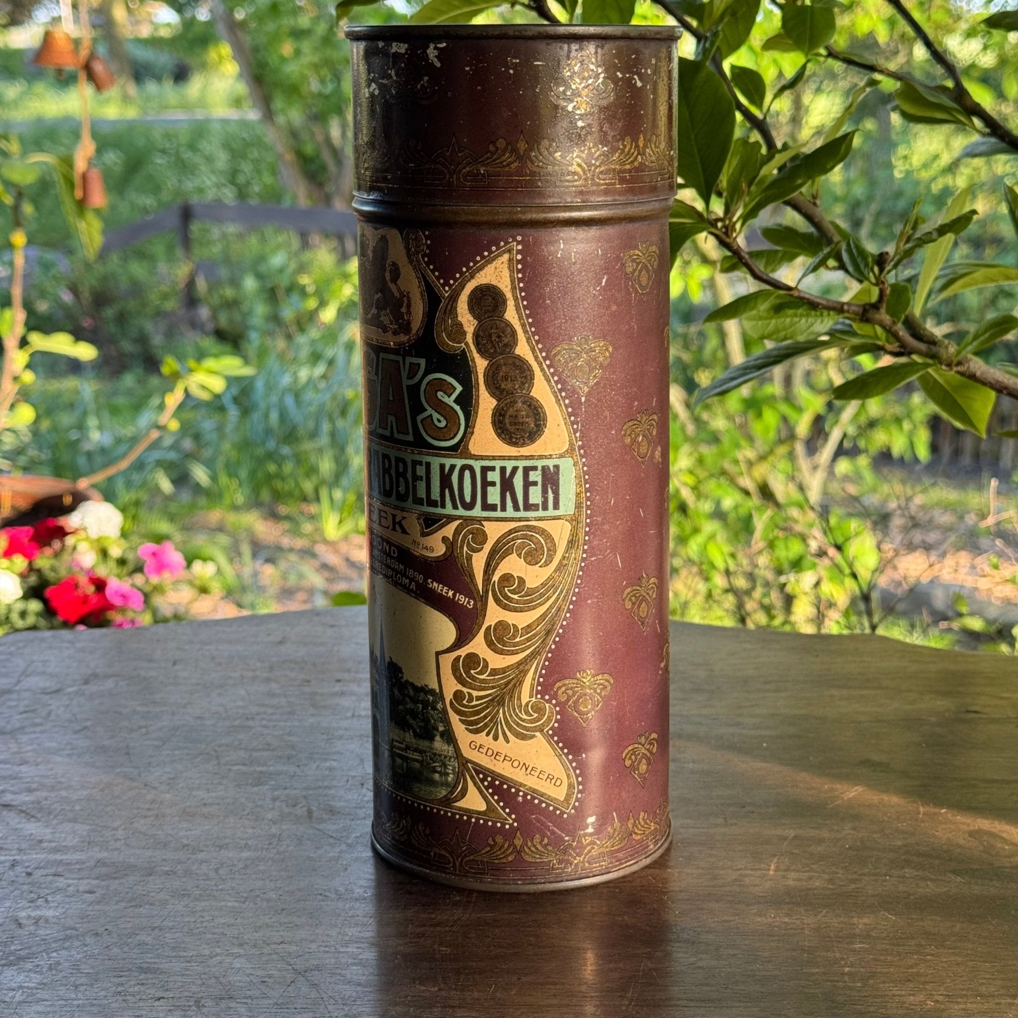 Antiek koekblik Haga’s Fijne Boter Drabbelkoeken – Sneek - The Collectionist