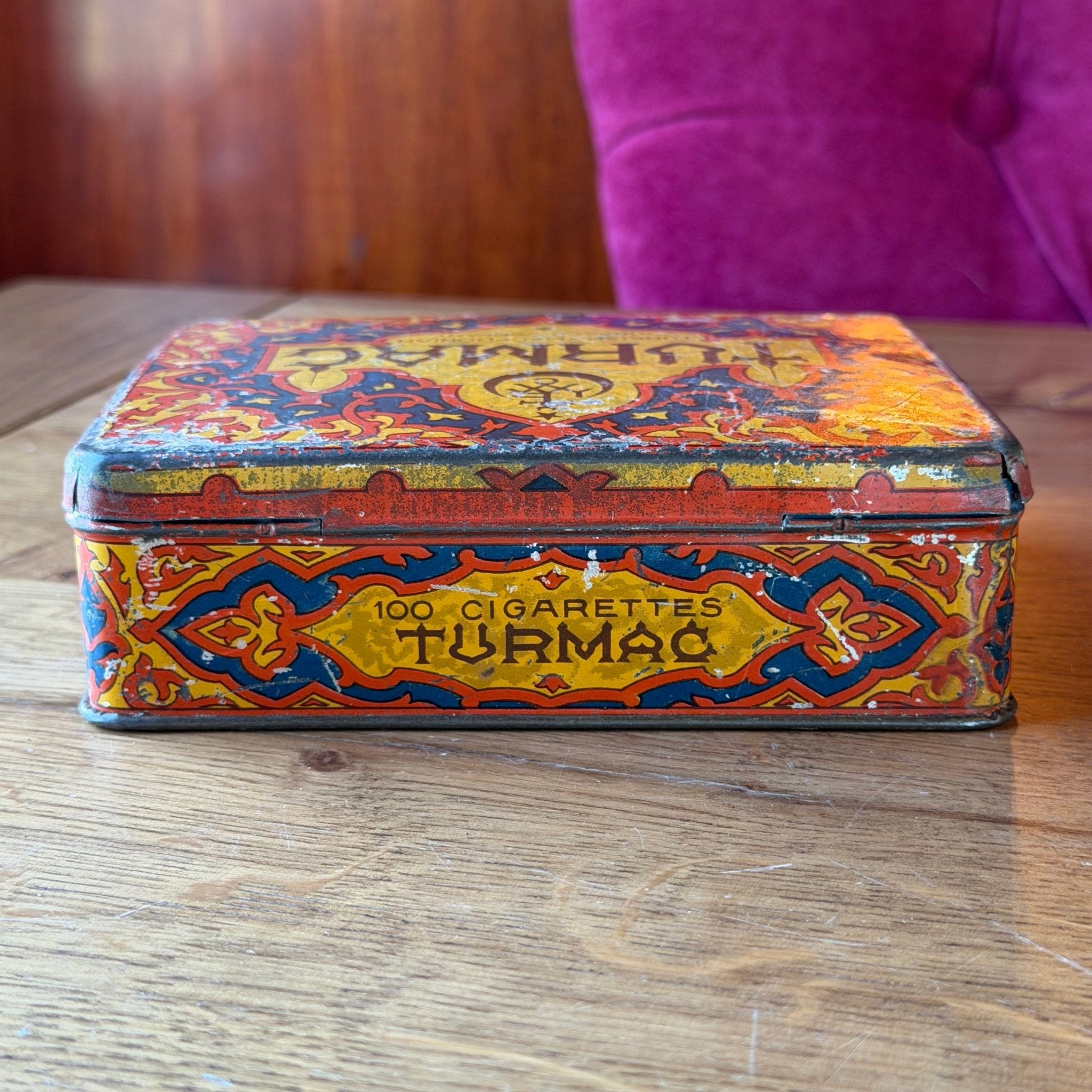 Antiek TUBMAC Sigarettenblik – Turkish Macedonian Tobacco Company – 100 Cigarettes