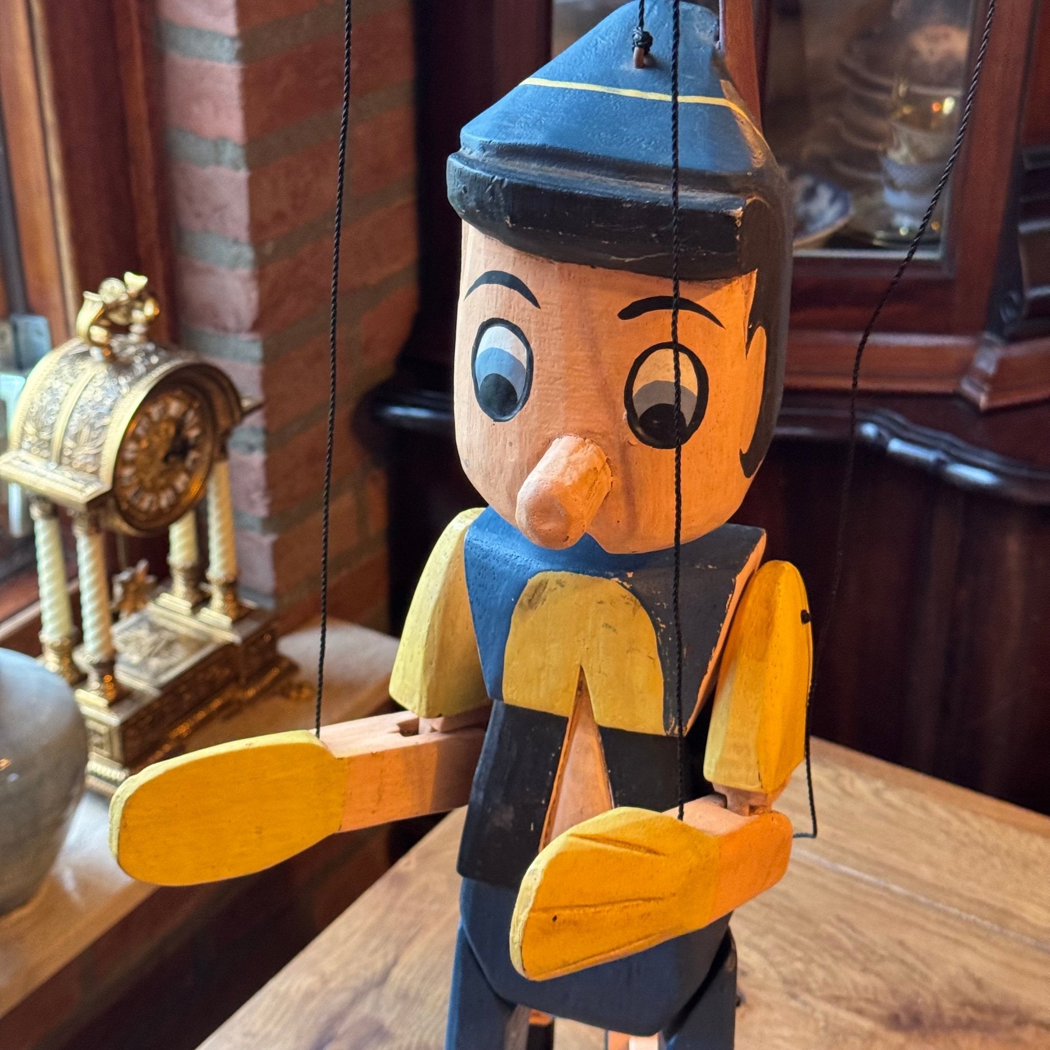 Grote houten Pinokkio marionet – handbeschilderd – ca. 60 cm - The Collectionist