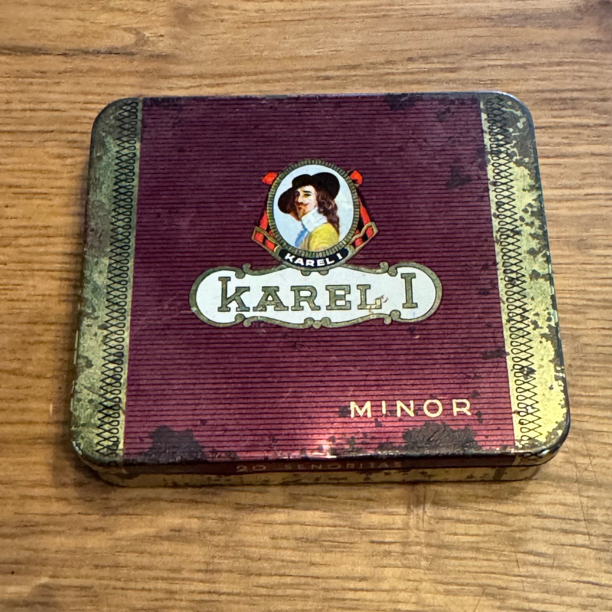 Karel I Minor Sigarenblik - The Collectionist