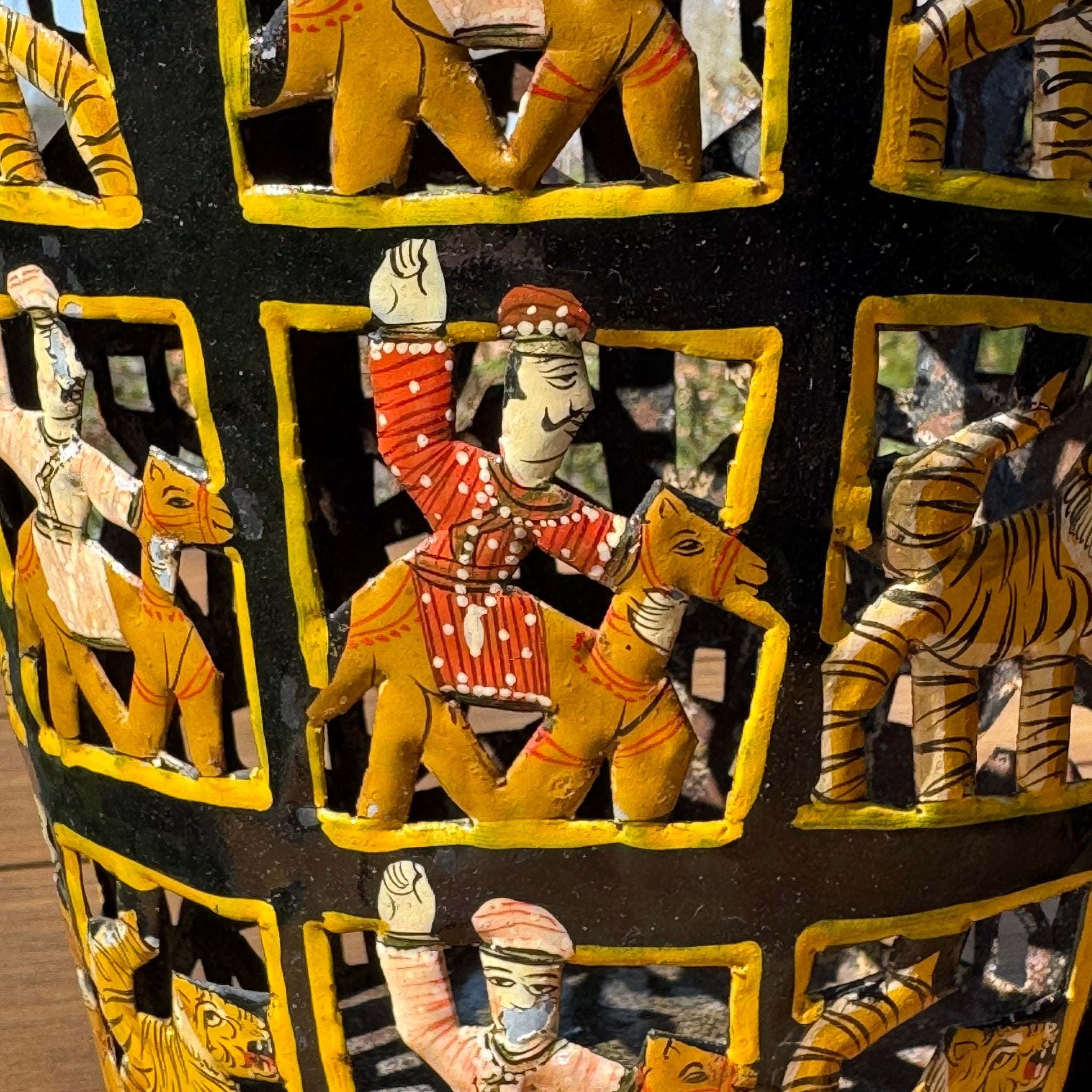 Lantaarn India - The Collectionist