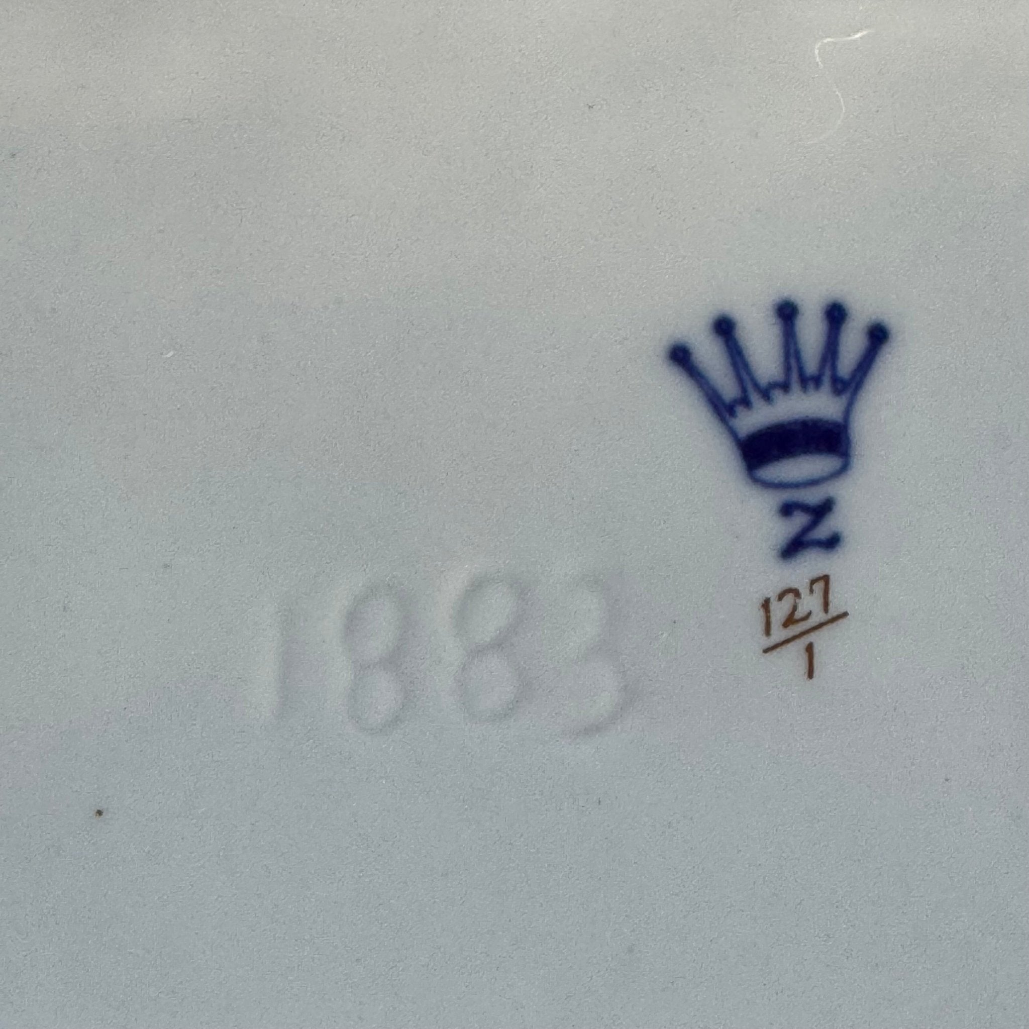 Porseleinen Sierdoos met Windhond op Kussen - The Collectionist