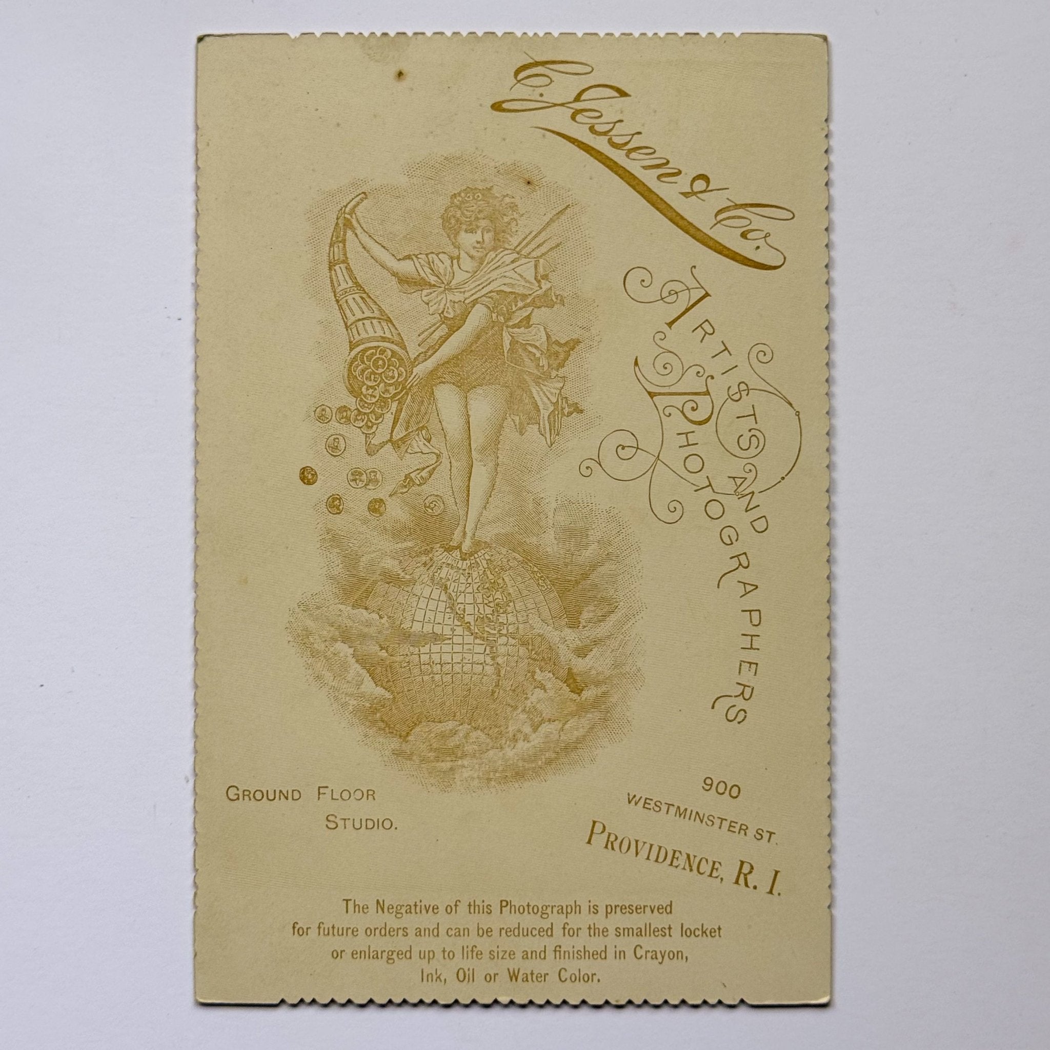 Portret van een man met snor - C. Jessen & Co, Providence (ca. 1895) - The Collectionist