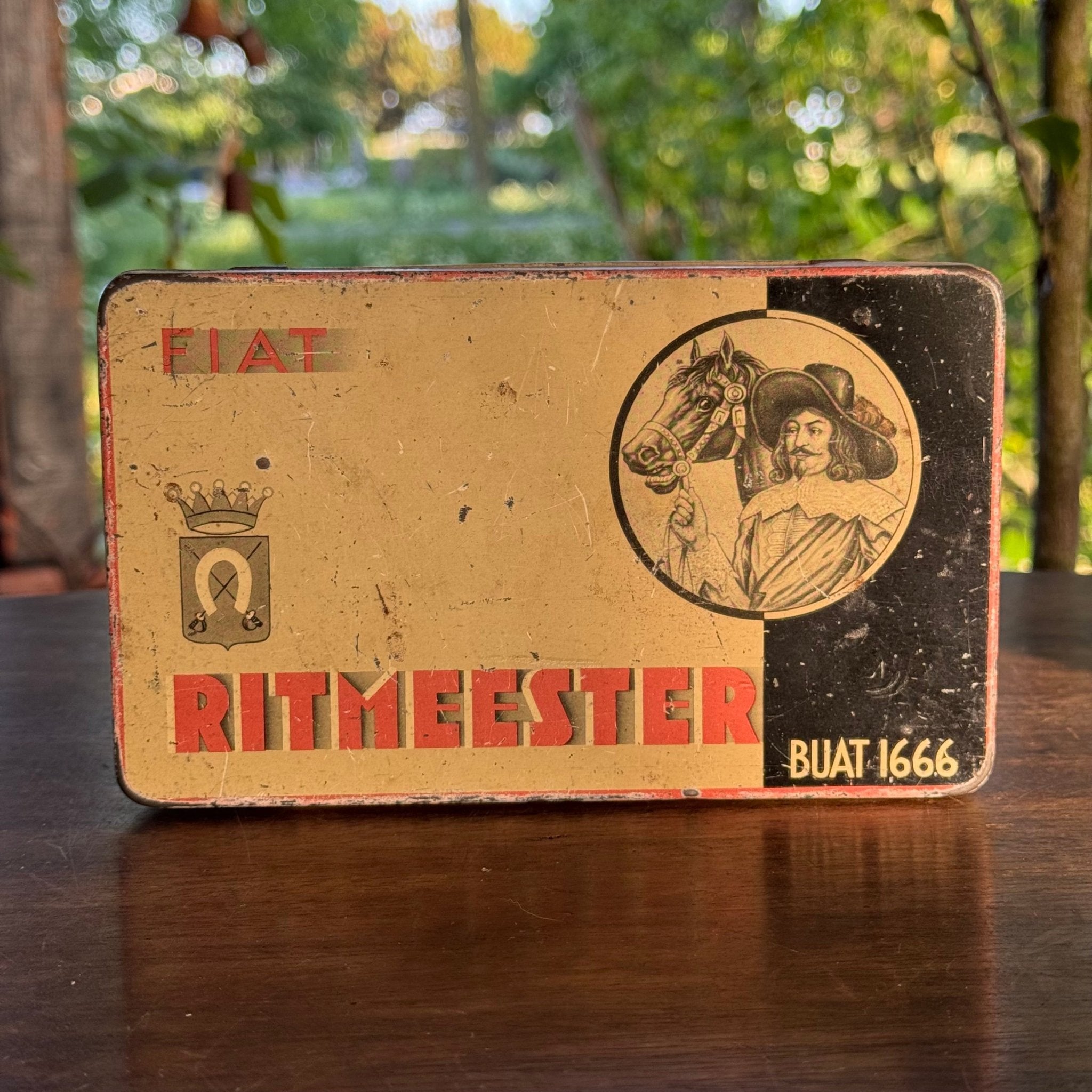 Ritmeester Fiat Sigarenblik Buat 1666 - The Collectionist
