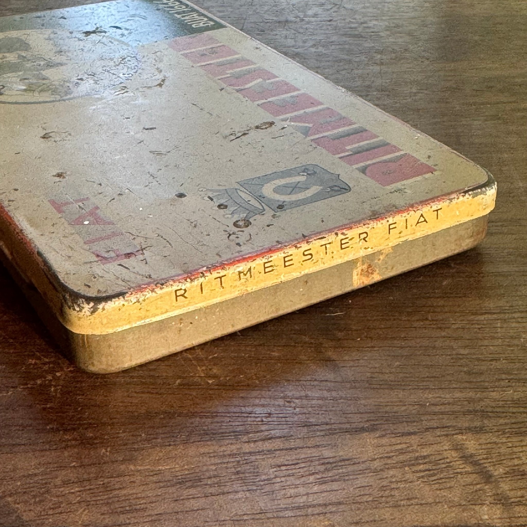 Ritmeester Fiat Sigarenblik Buat 1666 - The Collectionist