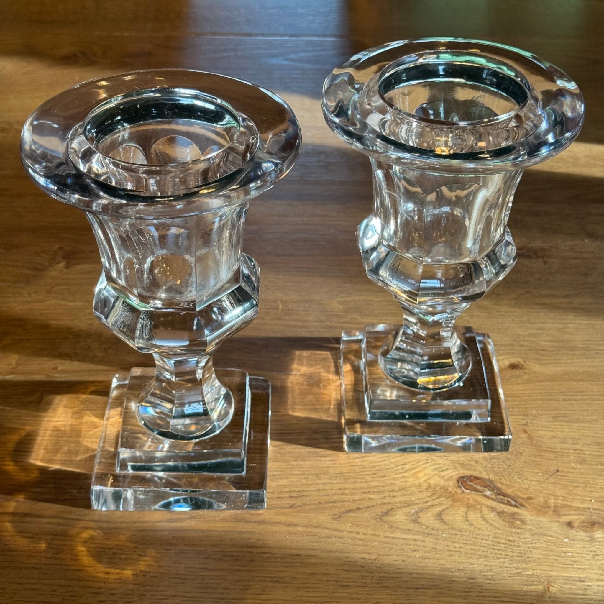 Set van 2 zware kristallen kandelaars – neoklassieke stijl, 19 cm, 20e eeuw - The Collectionist