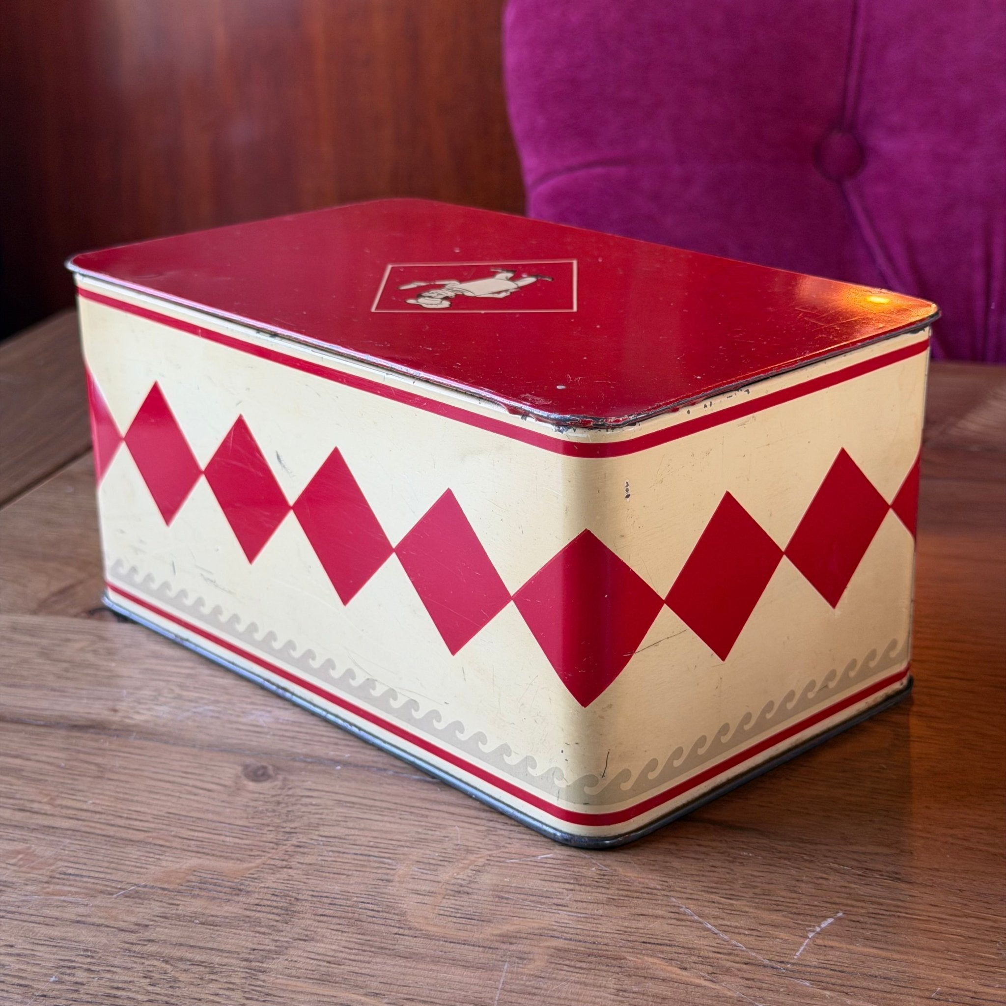 Vintage Bolletje Beschuitblik met Bakkertje – Rood Crème Retro Koekblik Jaren 60