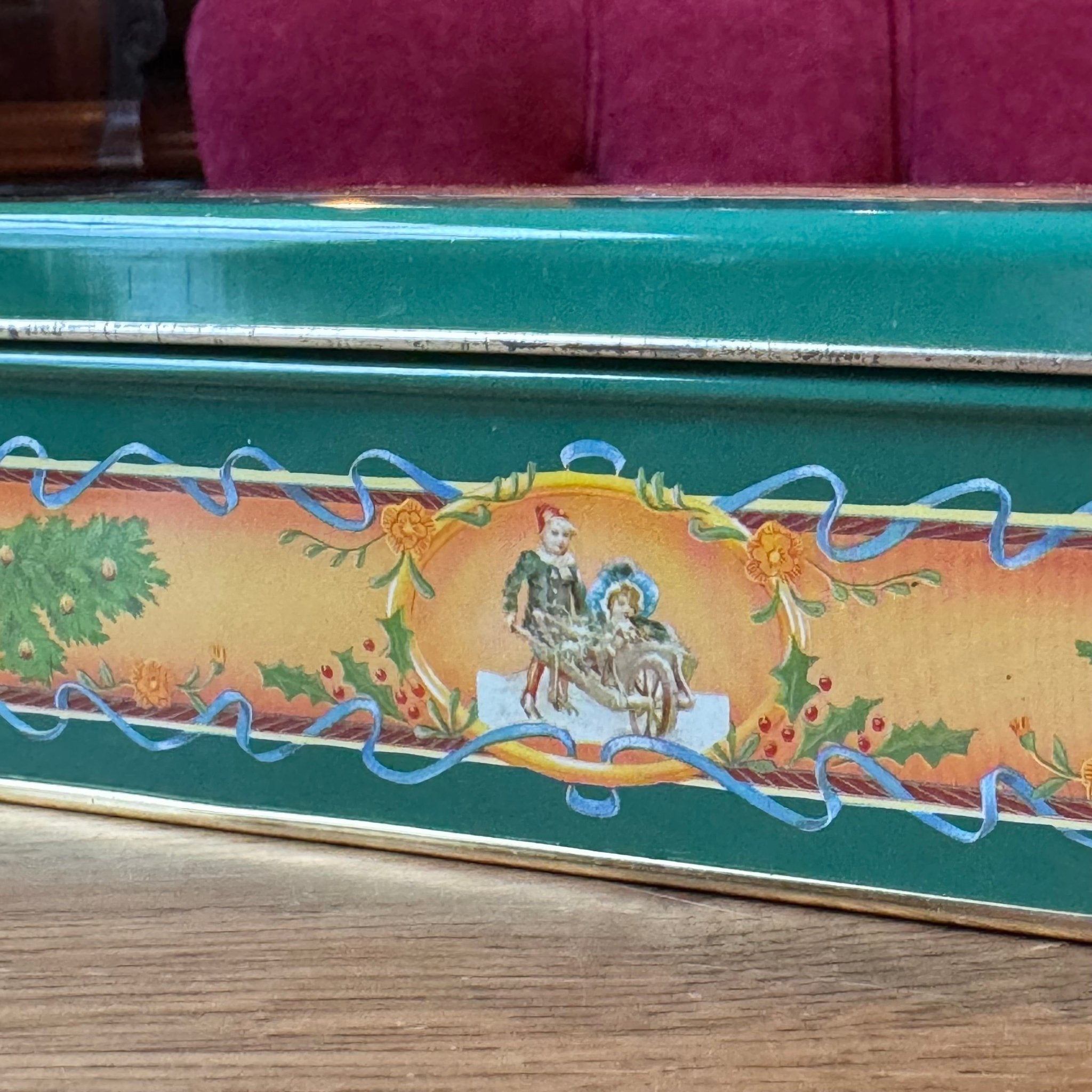 Vintage kerstblik met Sint Nicolaas illustratie – groen met goudkleurig interieur - The Collectionist