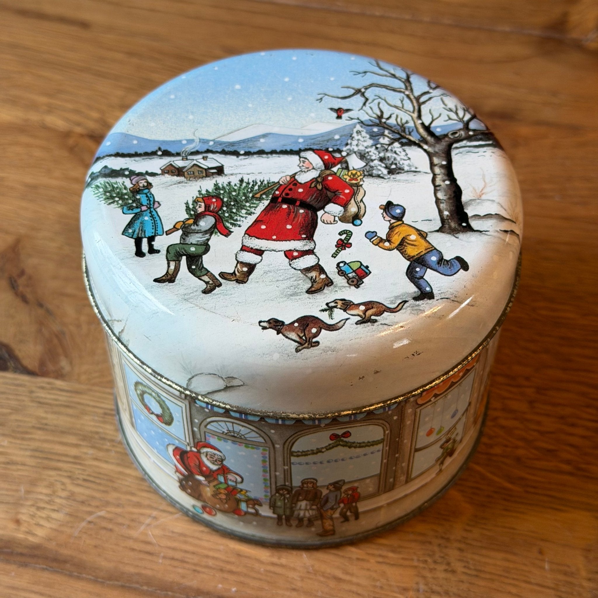Vintage rond kerstblik met winters tafereel - The Collectionist