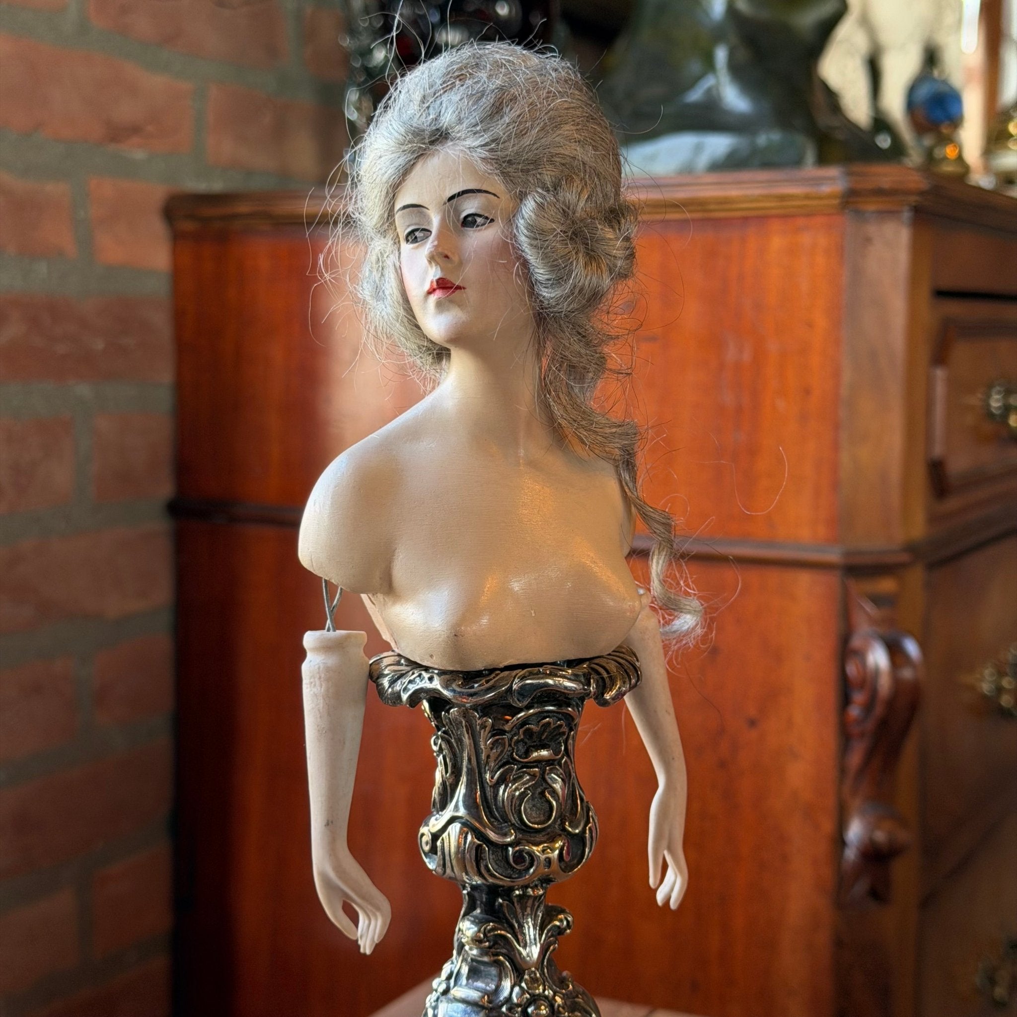 Zeldzame Art Deco Buste "Olga" – Lilli Baitz Berlin (ca. 1920) – Gesigneerd Museumstuk - The Collectionist