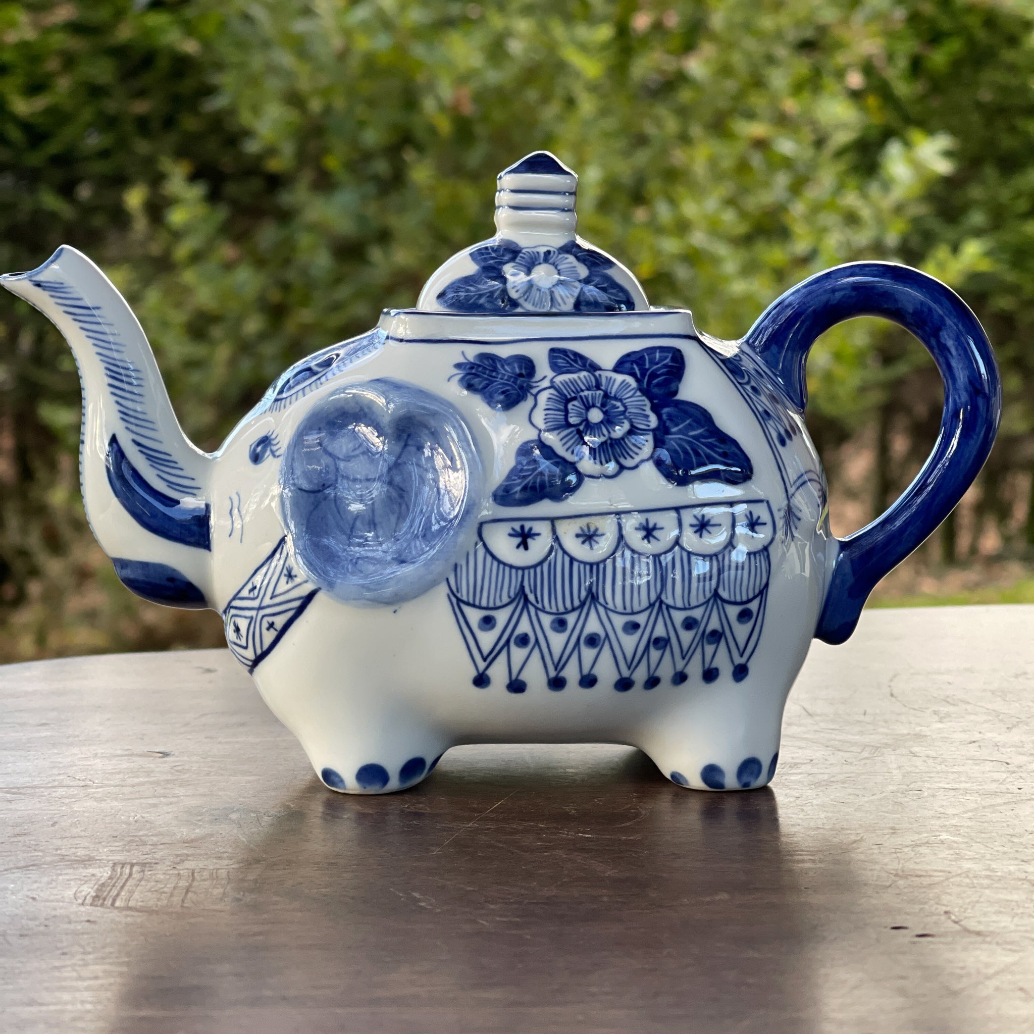 Chinees Porseleinen Theepotje Olifant - Bamestra Curiosa