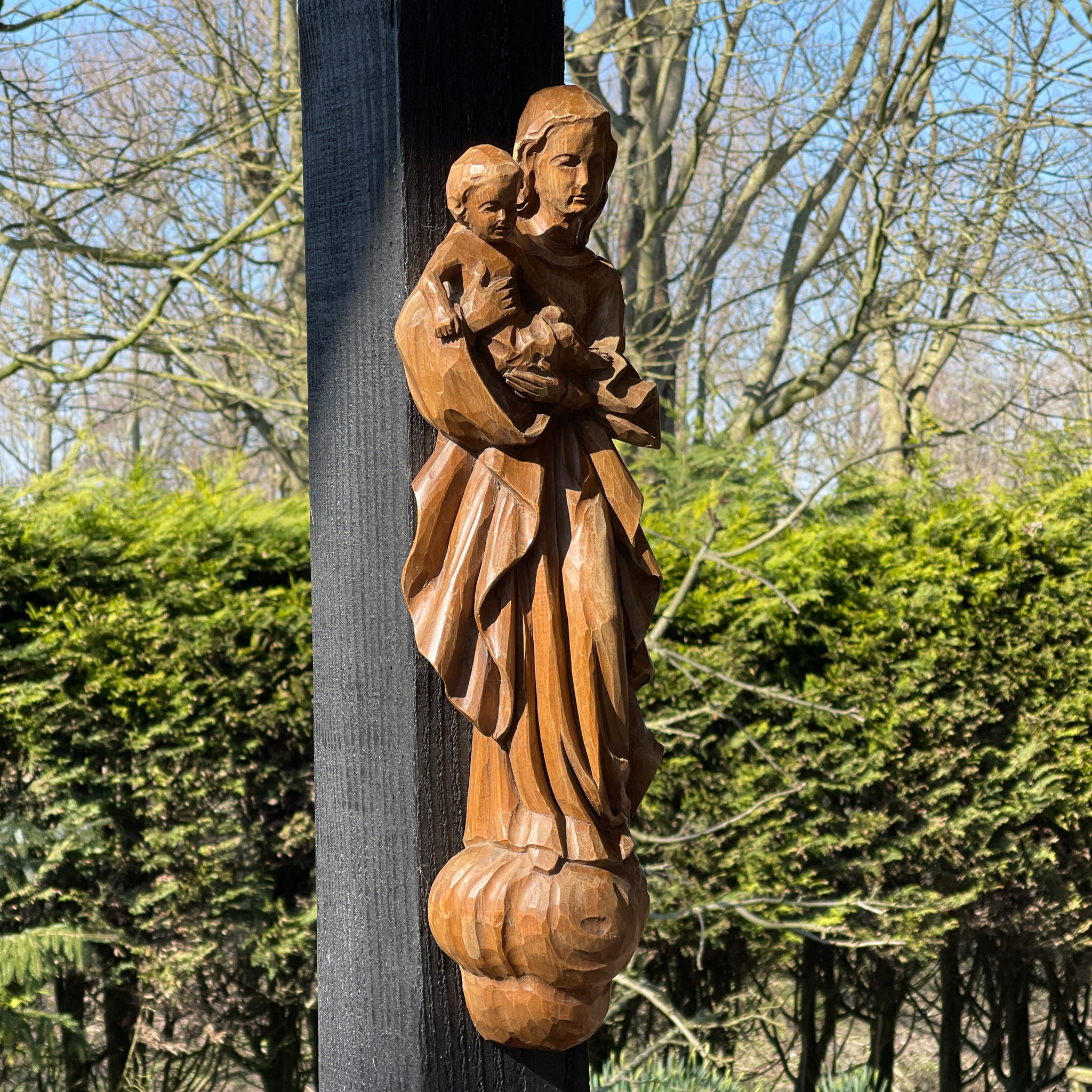 Antiek Houtsnijwerk Maria en Jezus - Bamestra Curiosa