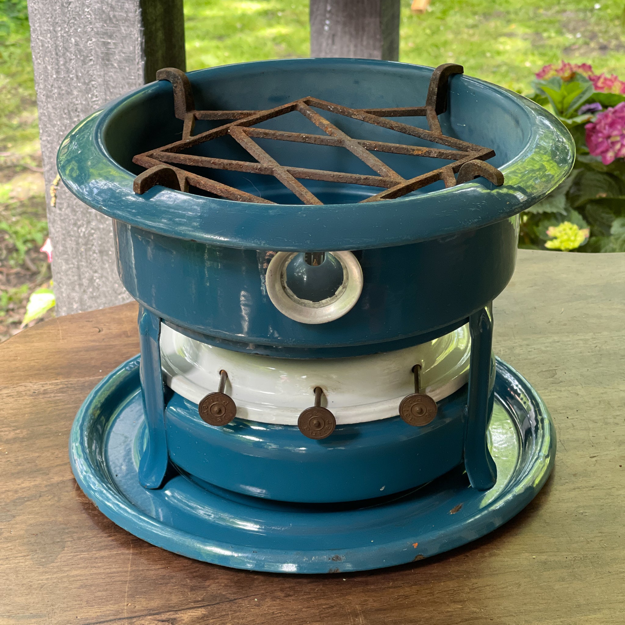 Blauwe 3 Pits Petroleumstel The Collectionist