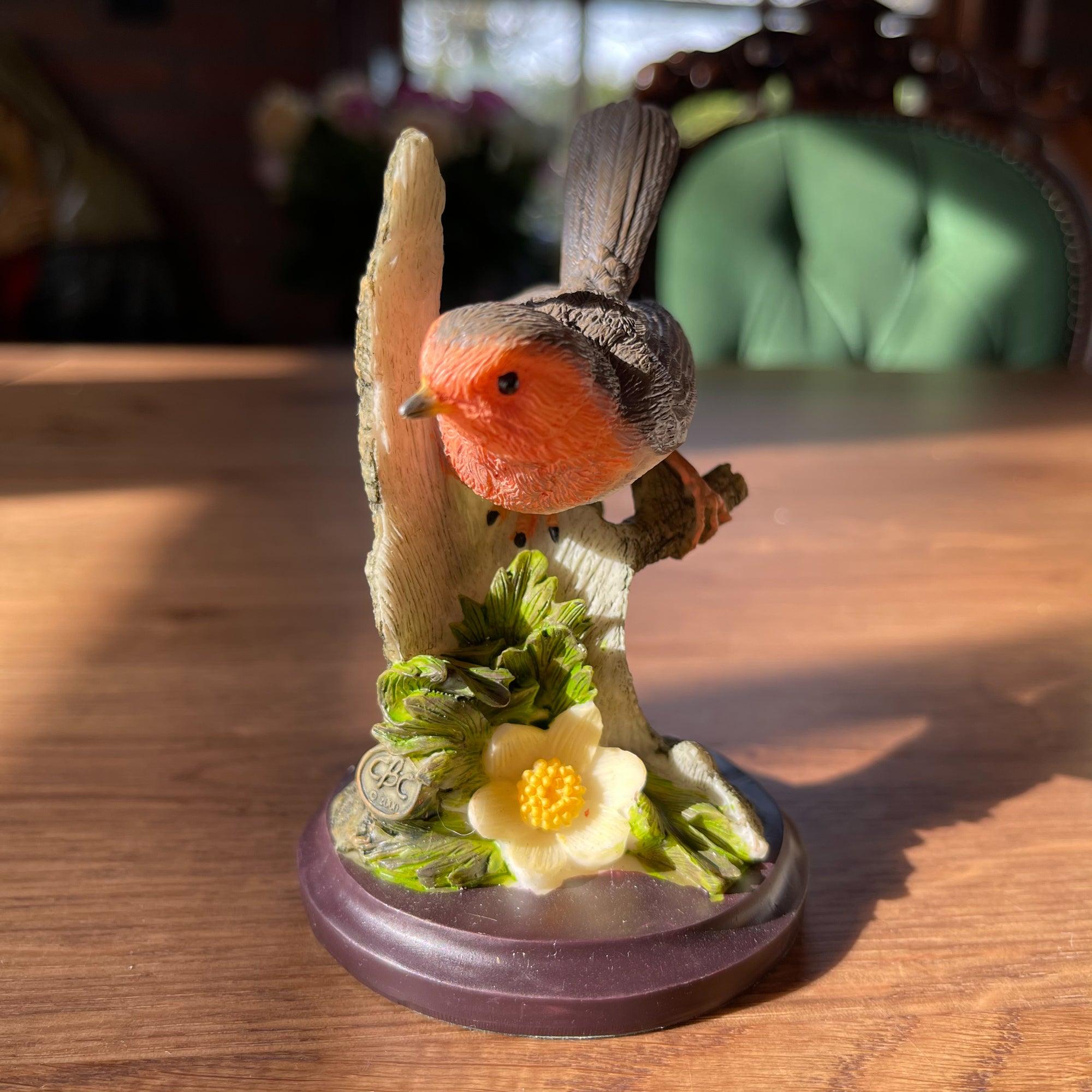 Beeldje van Roodborstje - Bamestra Curiosa