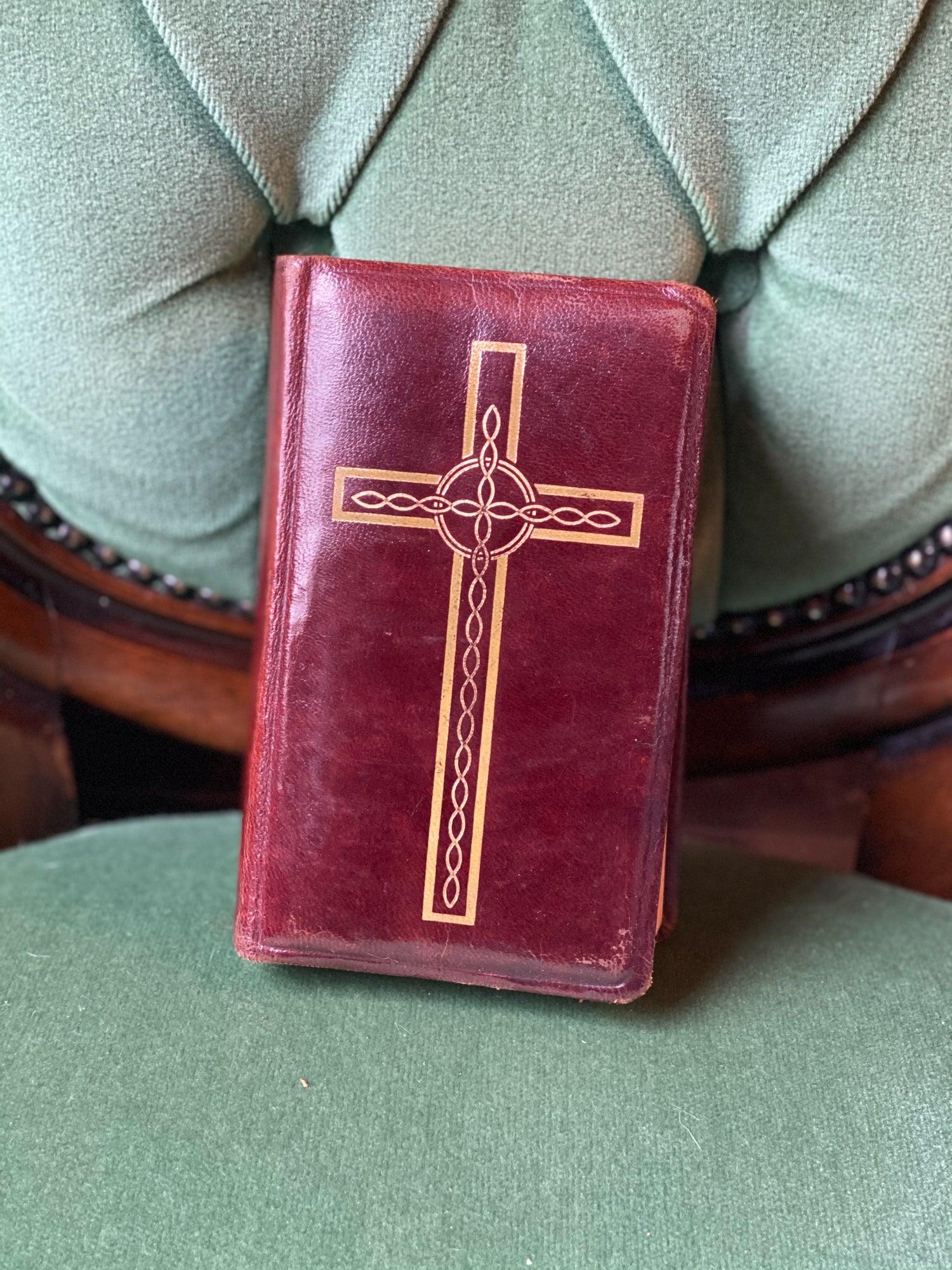 Bijbel met leren kaft - Bamestra Curiosa