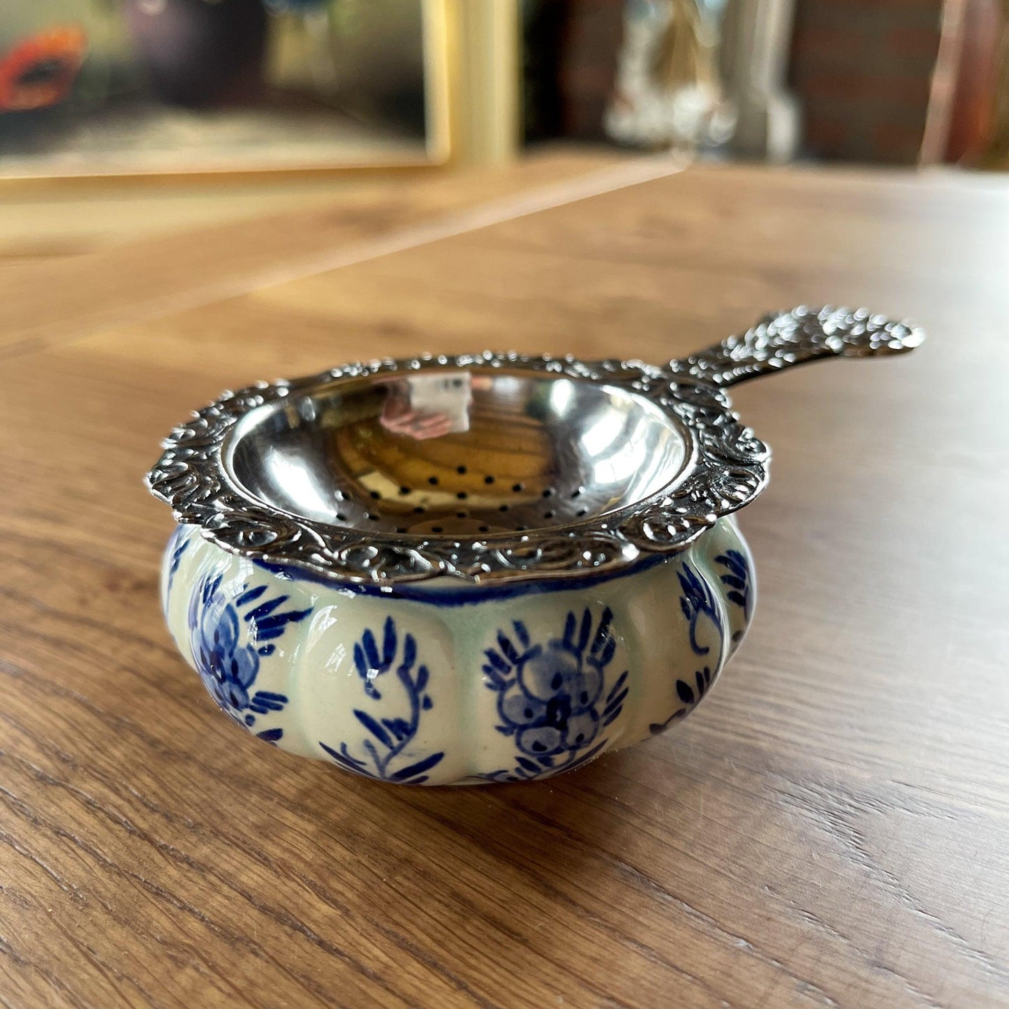 Delfts Blauw verzilverd thee lekbakje Insulinde Groningen - Bamestra Curiosa