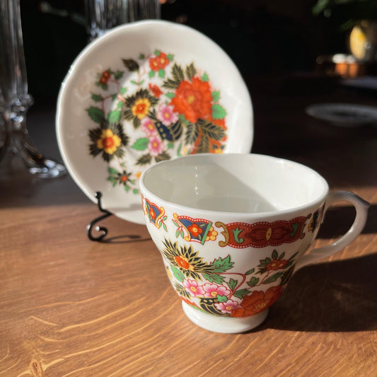 Kopje met schoteltje - Bamestra Curiosa