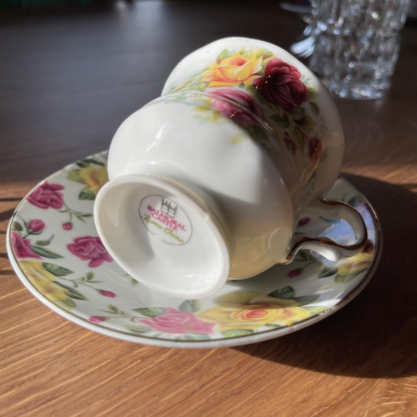 Kopje met schoteltje van Balmoral Castle - Bamestra Curiosa