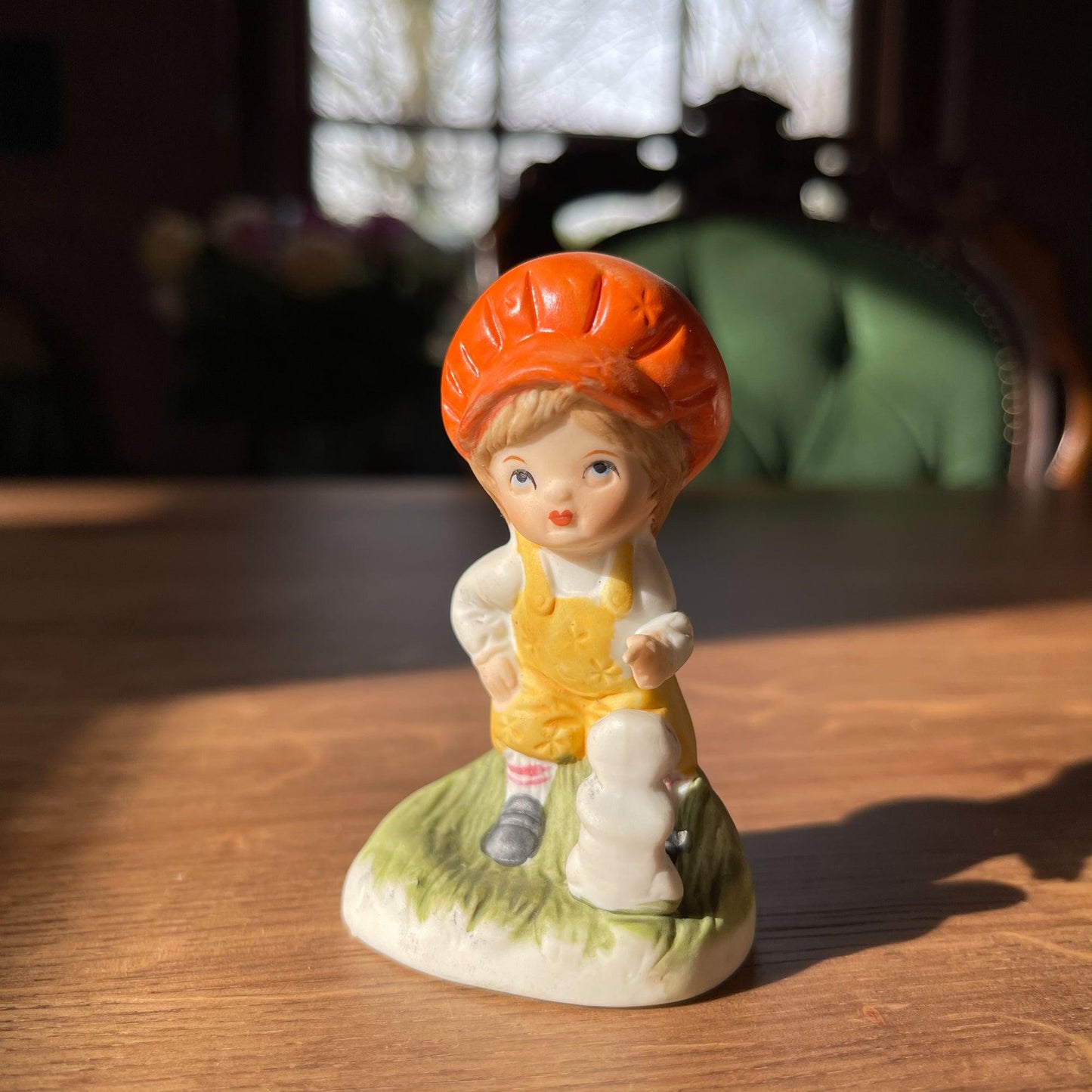 Porseleinen beeldje - Bamestra Curiosa