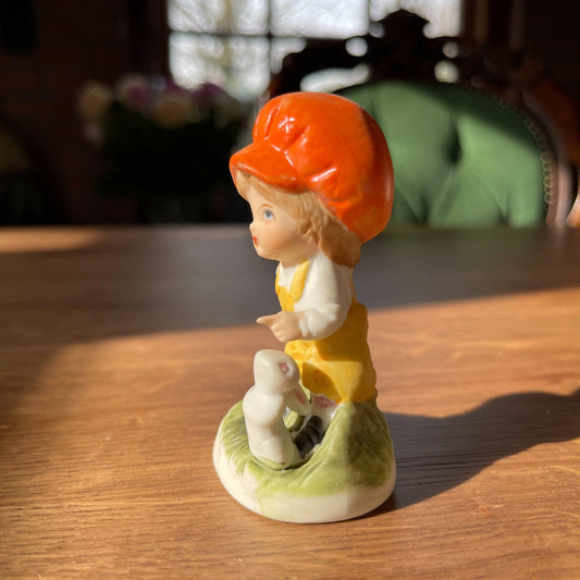 Porseleinen beeldje - Bamestra Curiosa