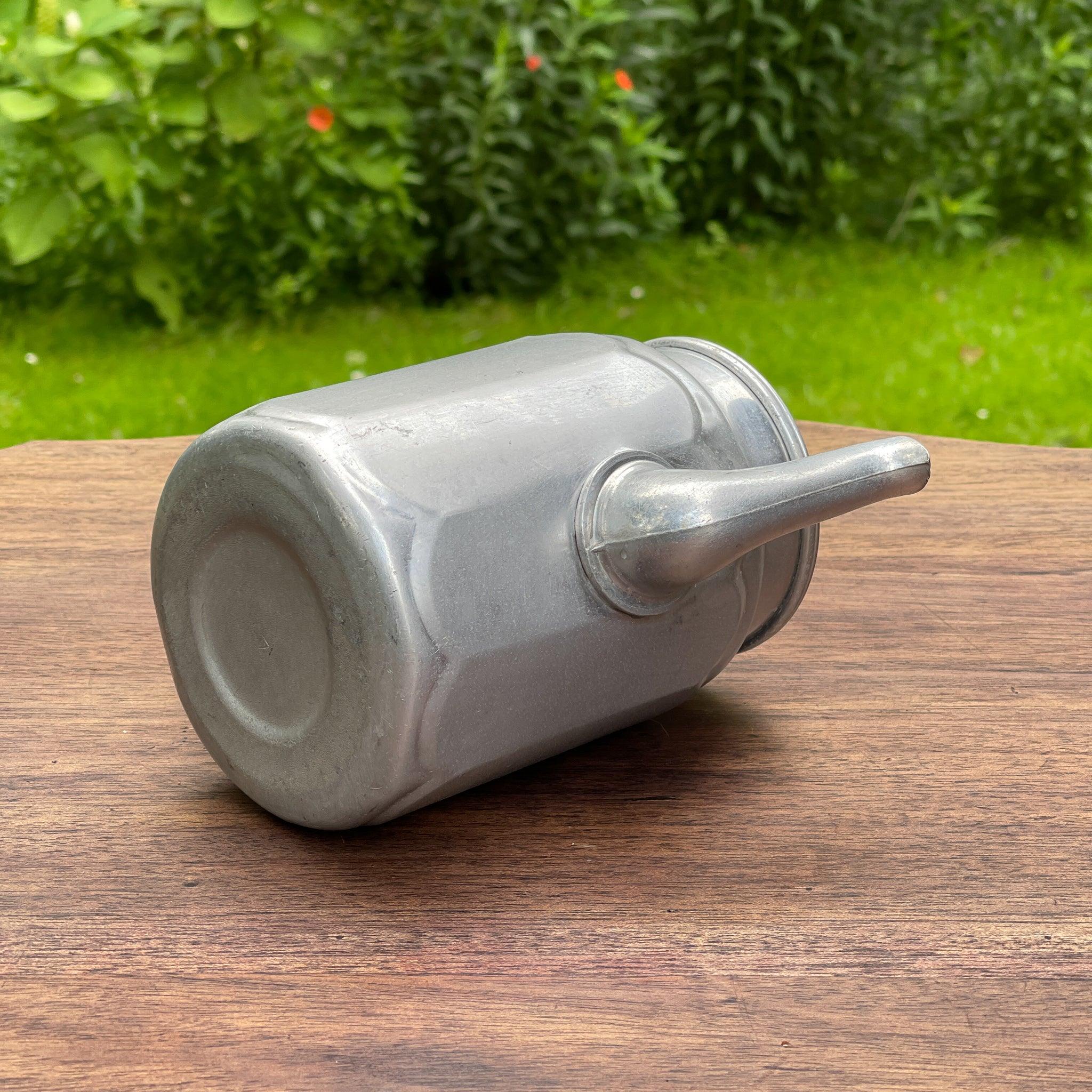 Aluminium thee / koffie pot - Bamestra Curiosa