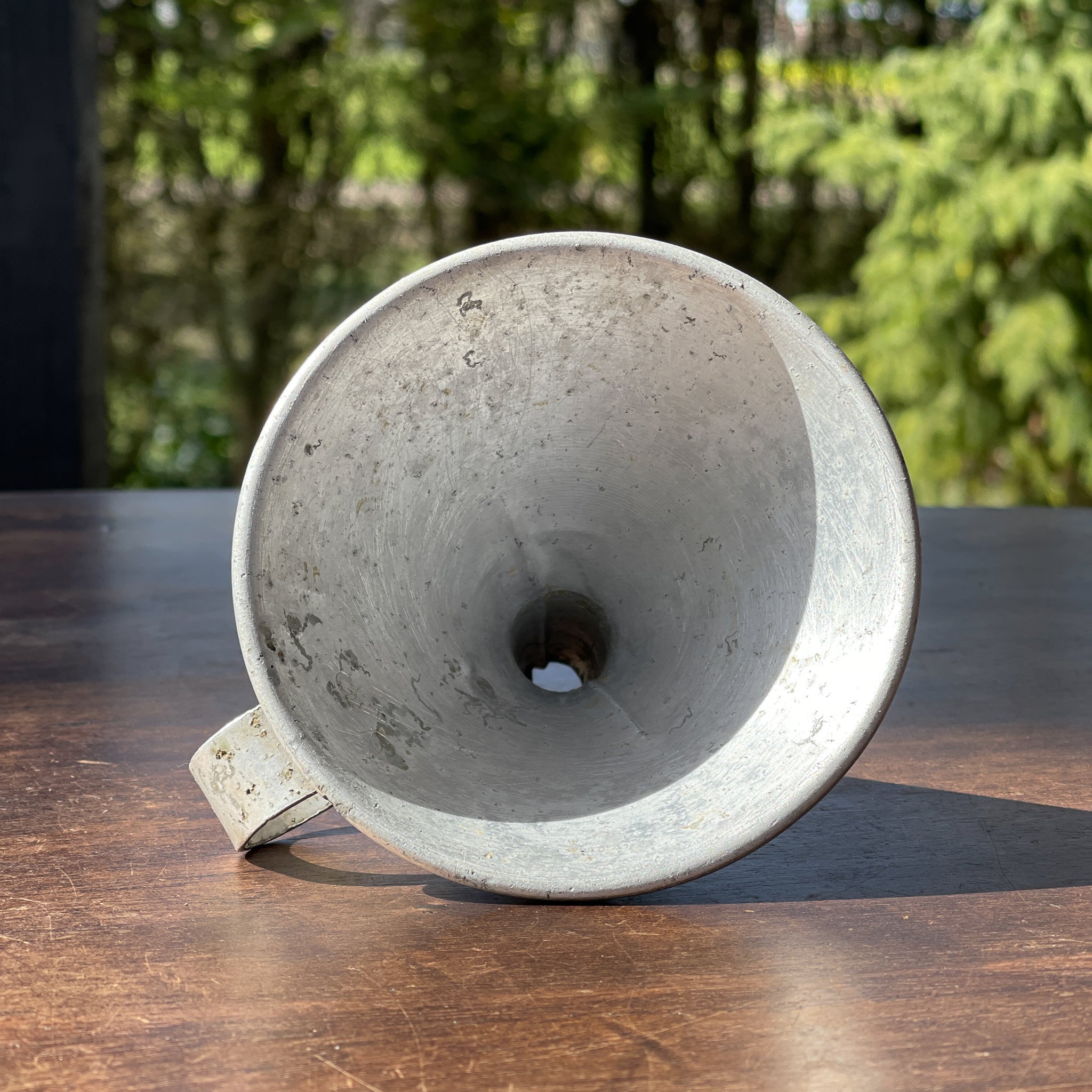 Aluminium Trechter - The Collectionist