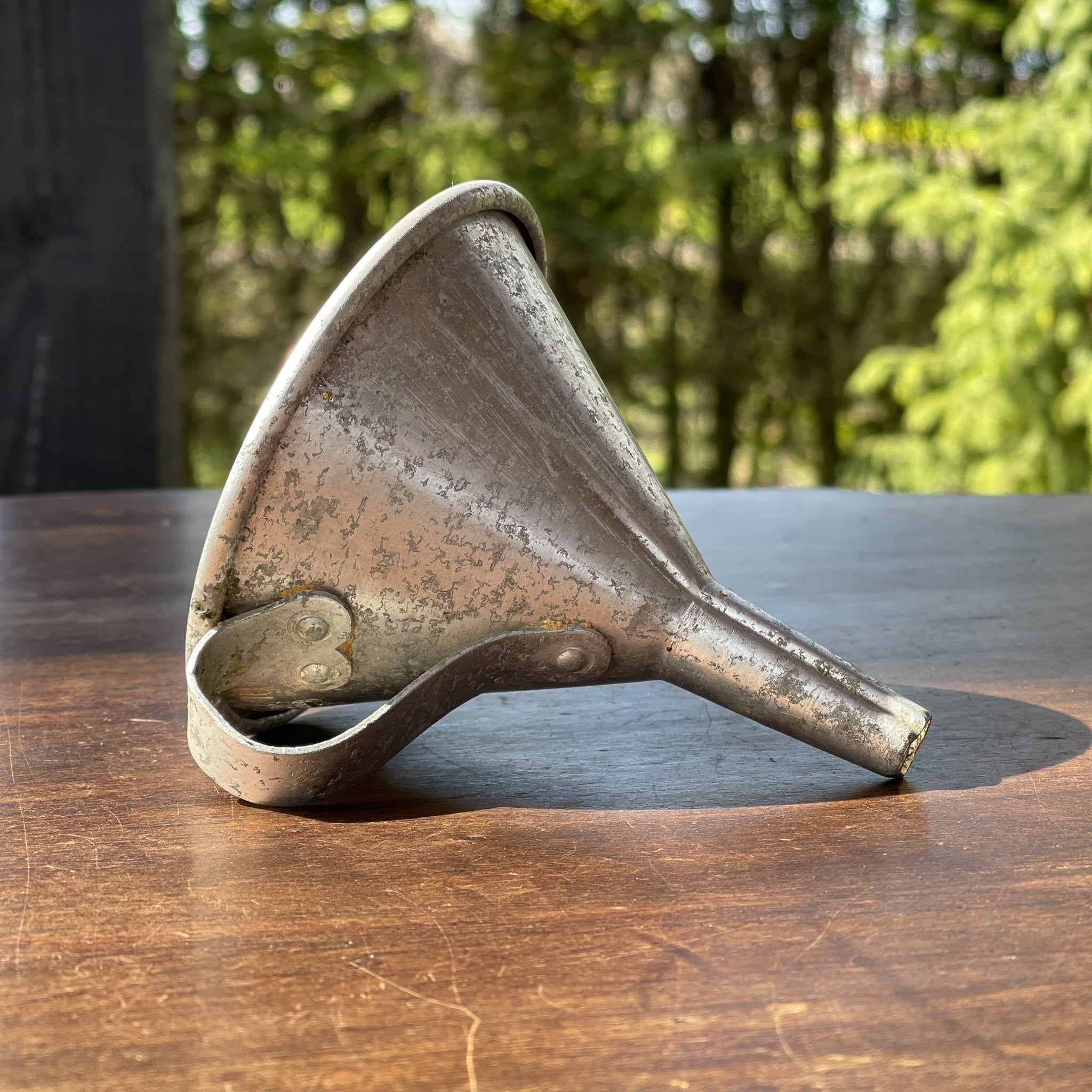 Aluminium Trechter - The Collectionist