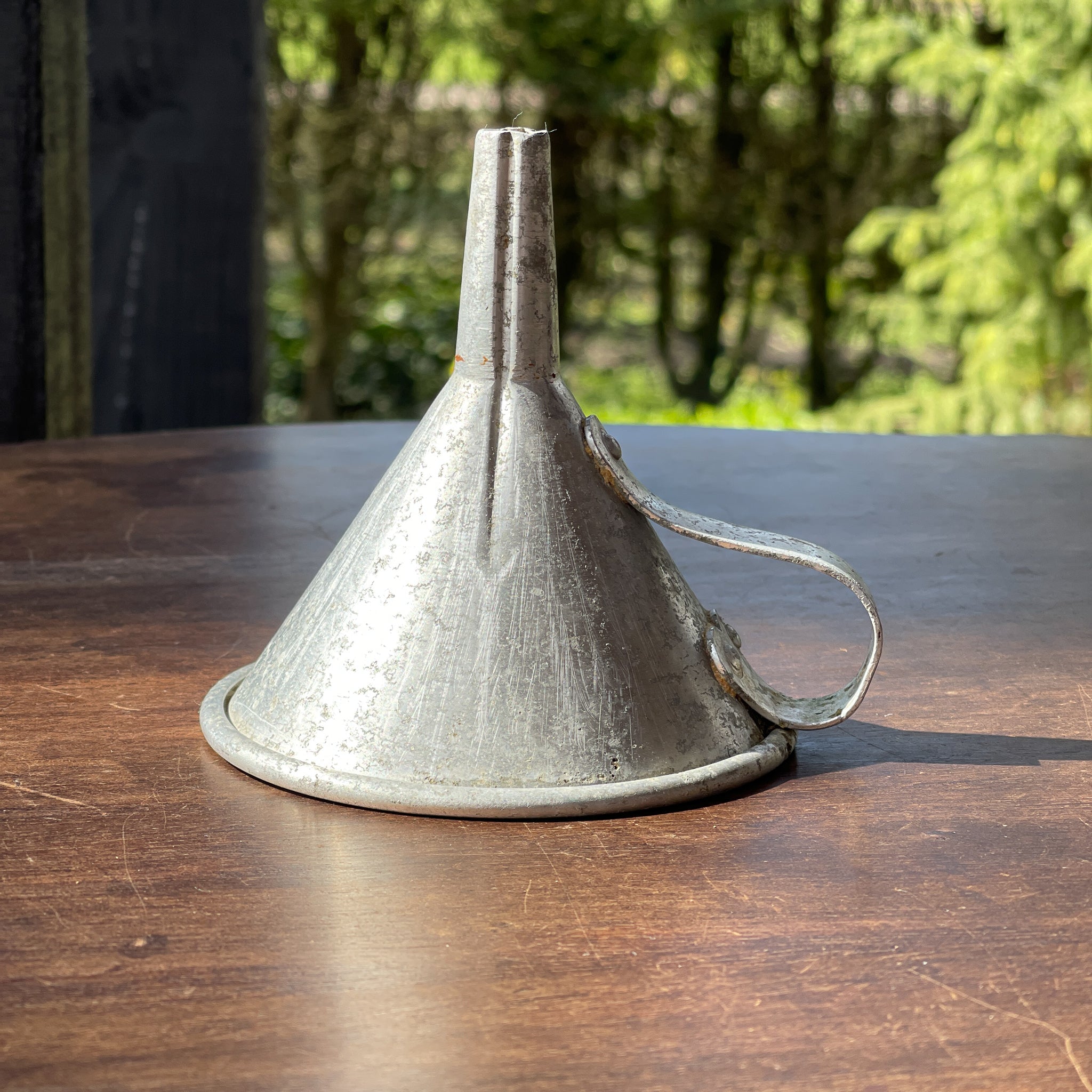 Aluminium Trechter - The Collectionist