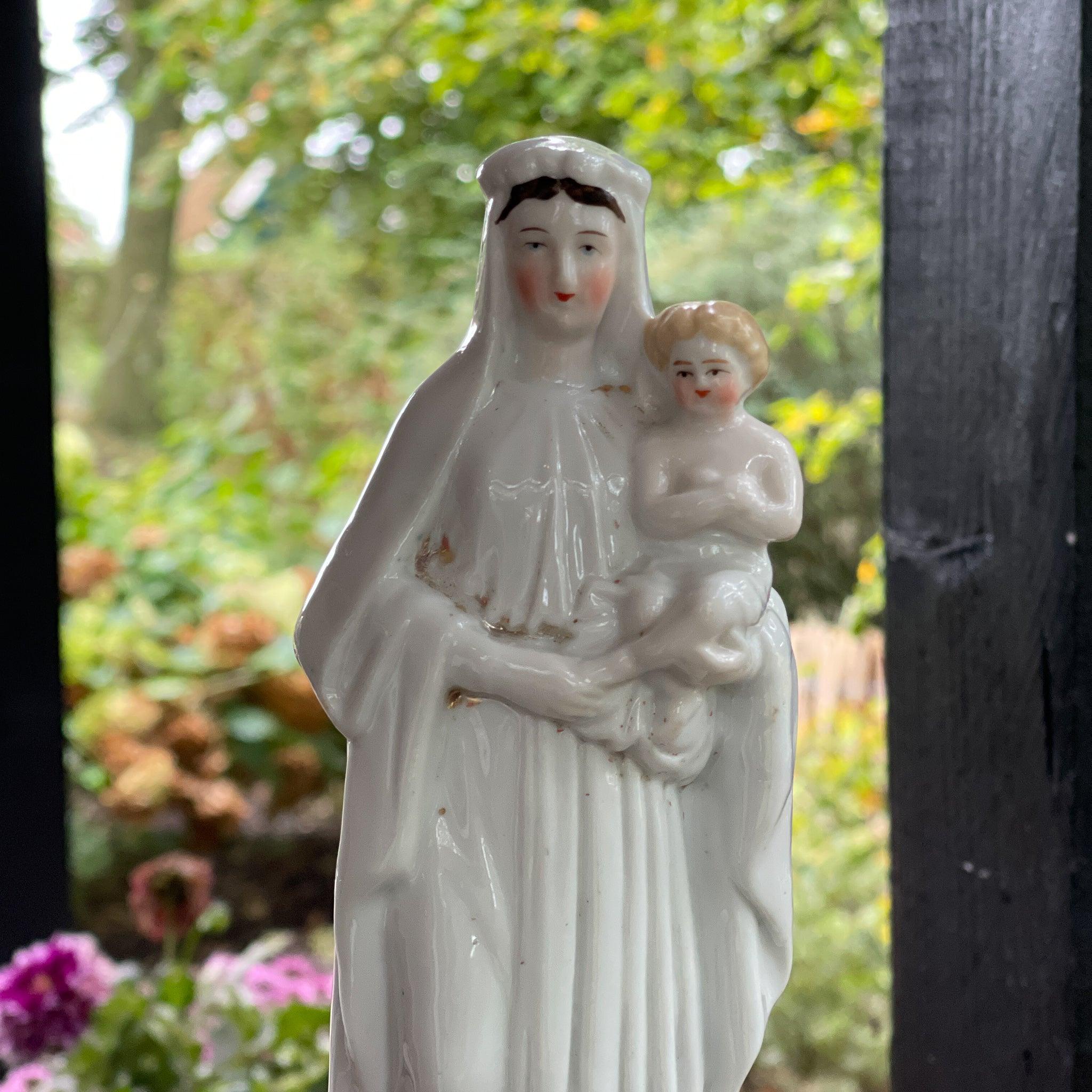 Antiek Maria beeld van porselein - Bamestra Curiosa